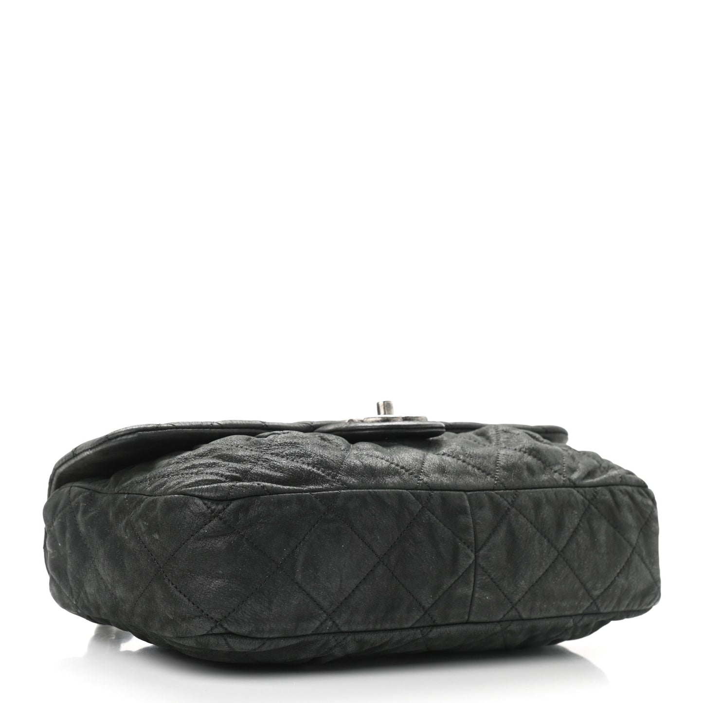 Iridescent Calfskin Large Chic Quilt Flap Black