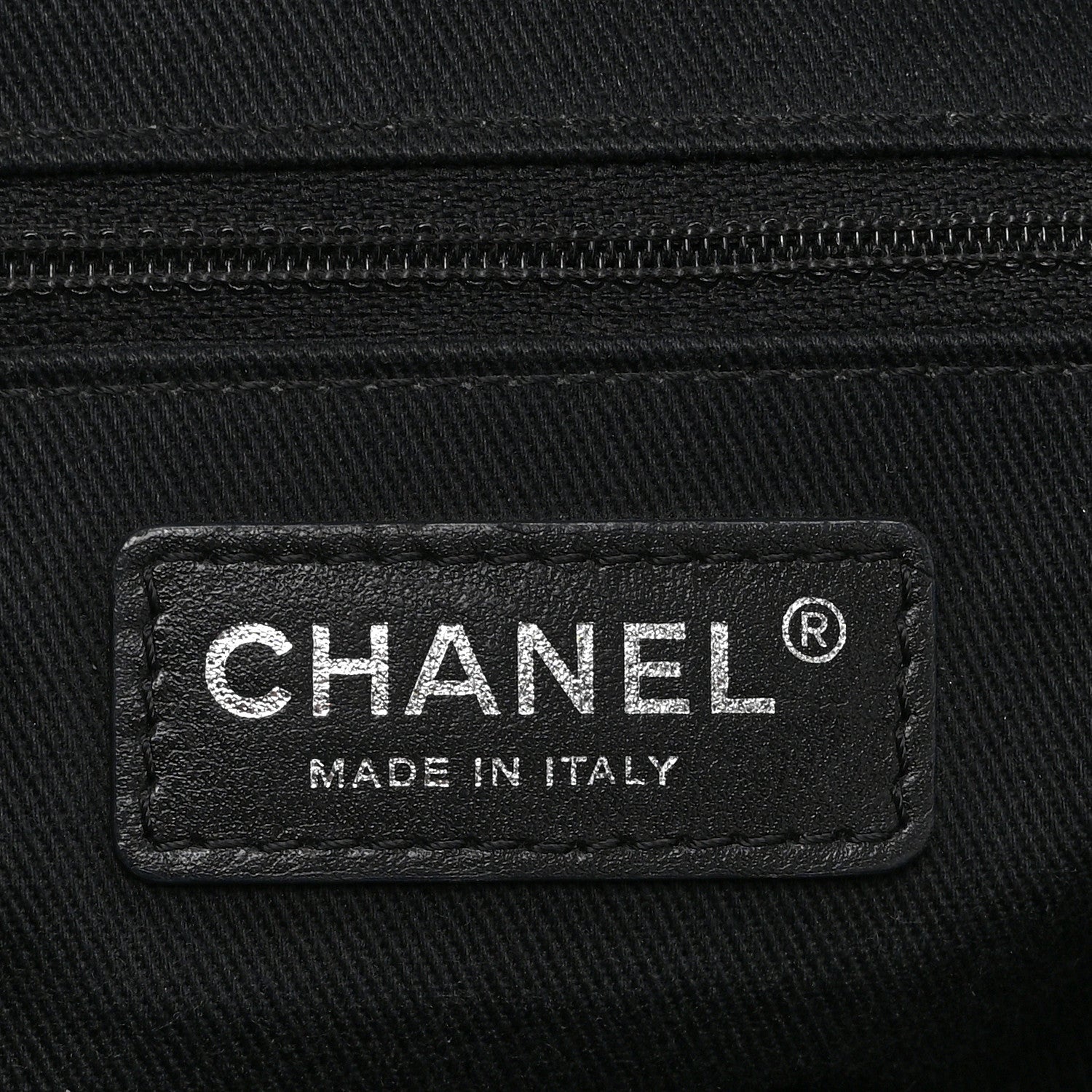 Chanel Grained Calfskin Large Coco Eyelets Shopping Tote Black 6 of 10
