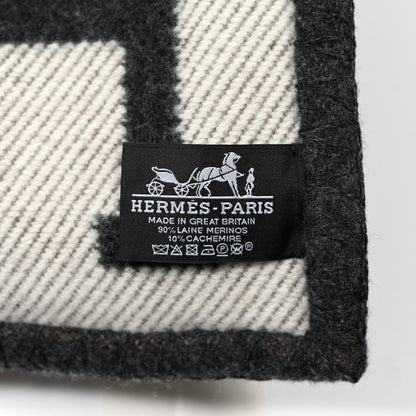Hermes Wool Cashmere Avalon III Blanket Ecru Gris Fonce 3 of 3