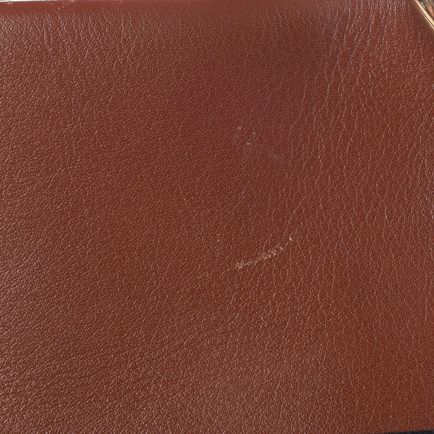 Monogram Tuileries Besace Caramel Rouge