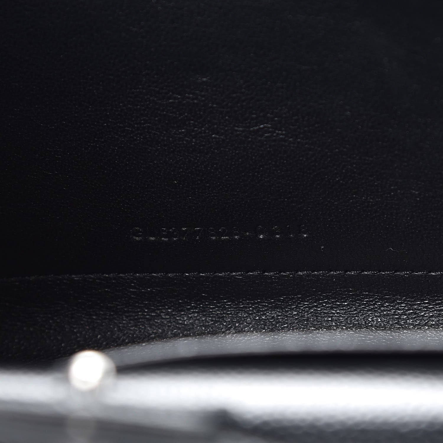 Saint Laurent Grain De Poudre Matelasse Chevron Monogram Chain Wallet Black 7 of 8