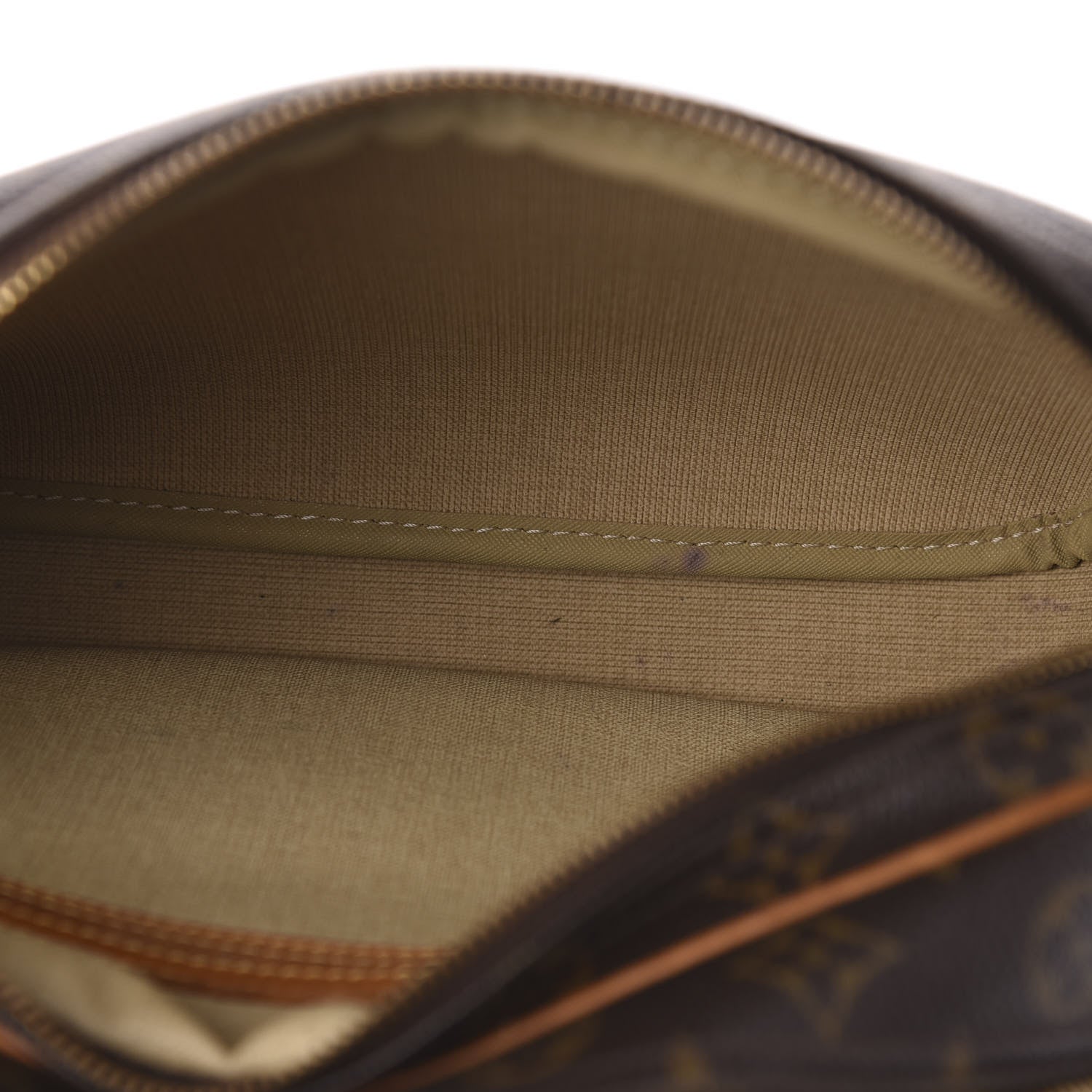 Louis Vuitton Monogram Reporter PM 5 of 9