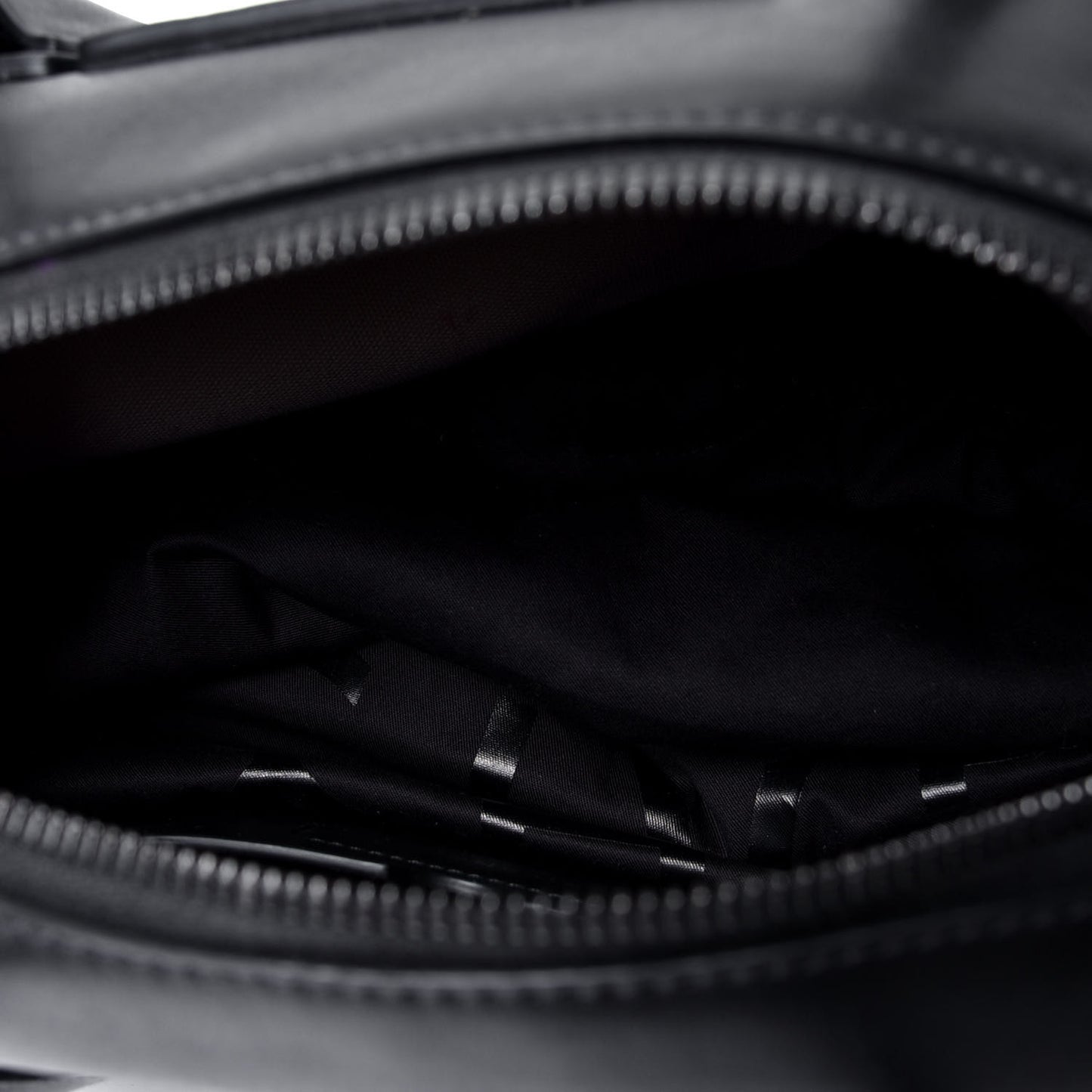 Smooth Calfskin Small Soft Antigona Black