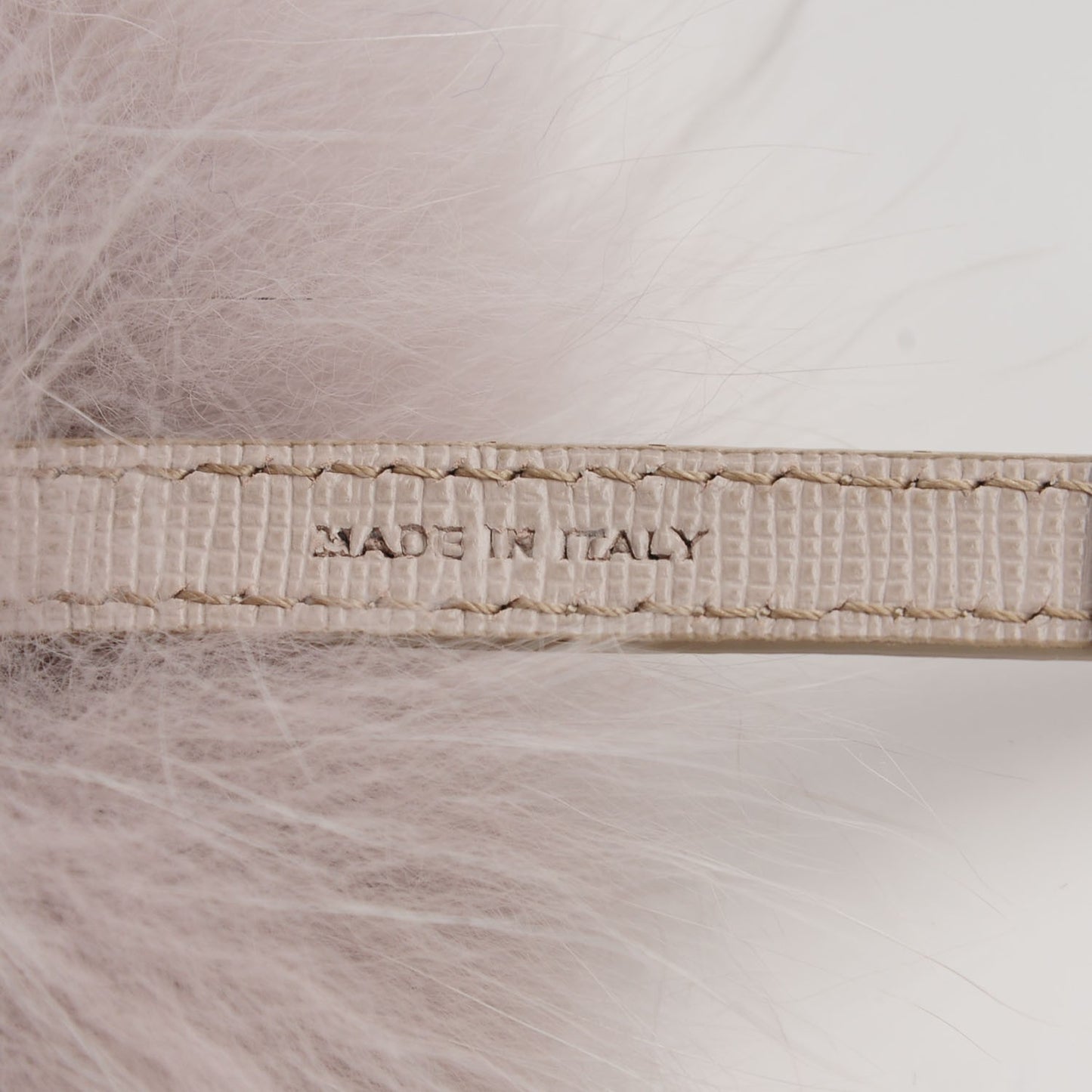 Fox Fur Vitello Elite Pom Pom Bag Charm Grigio Perla