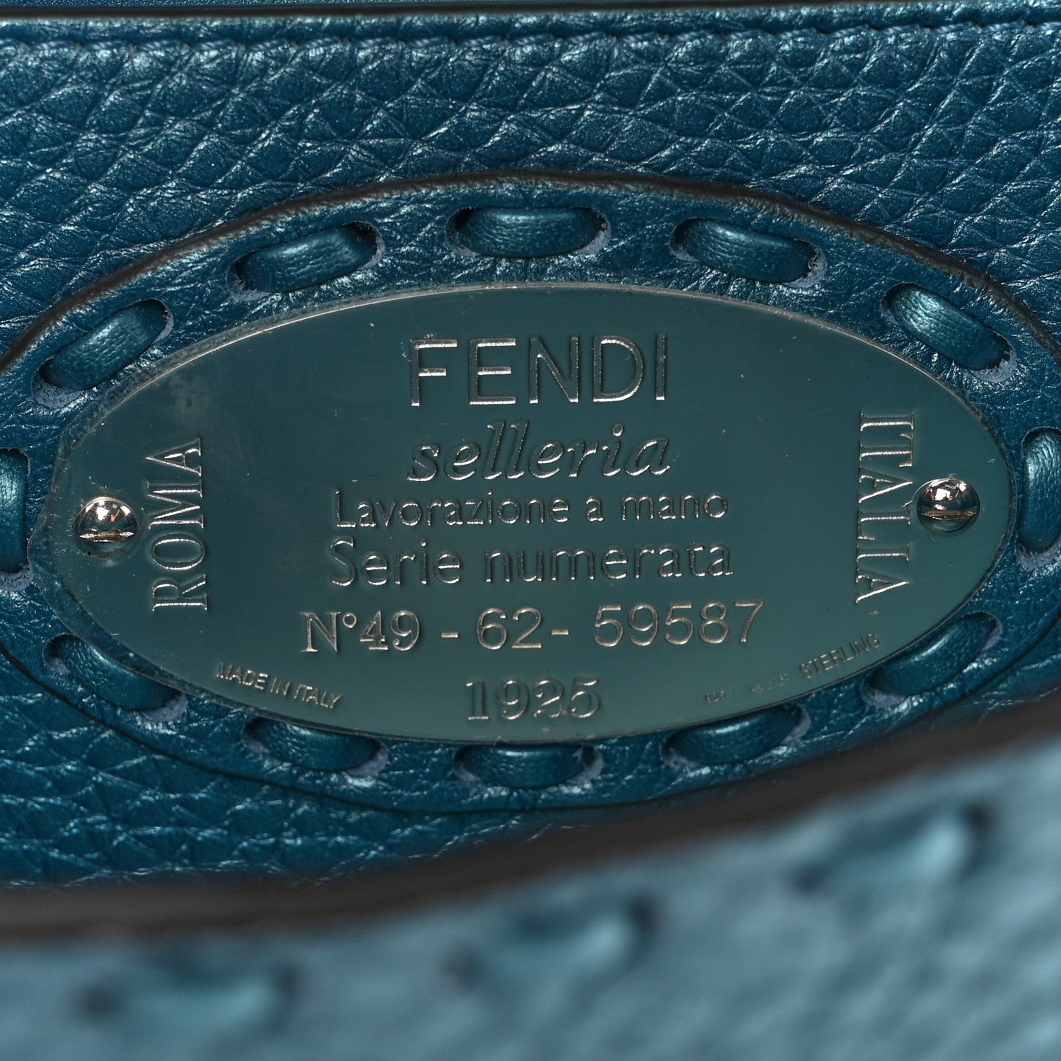 Fendi Metallic Cuoio Roma Sellerissima Nappa Sintetica Tape Stitch Mini Baguette Placca Argento 6 of 9