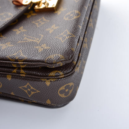 Louis Vuitton Monogram Pochette Metis 11 of 14