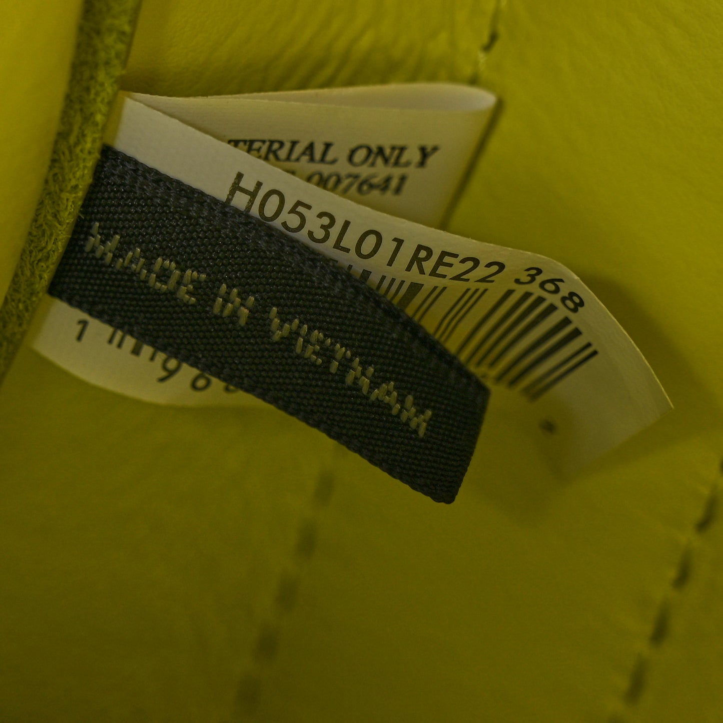 Grained Calfskin Micro The Tote Bag Citronelle