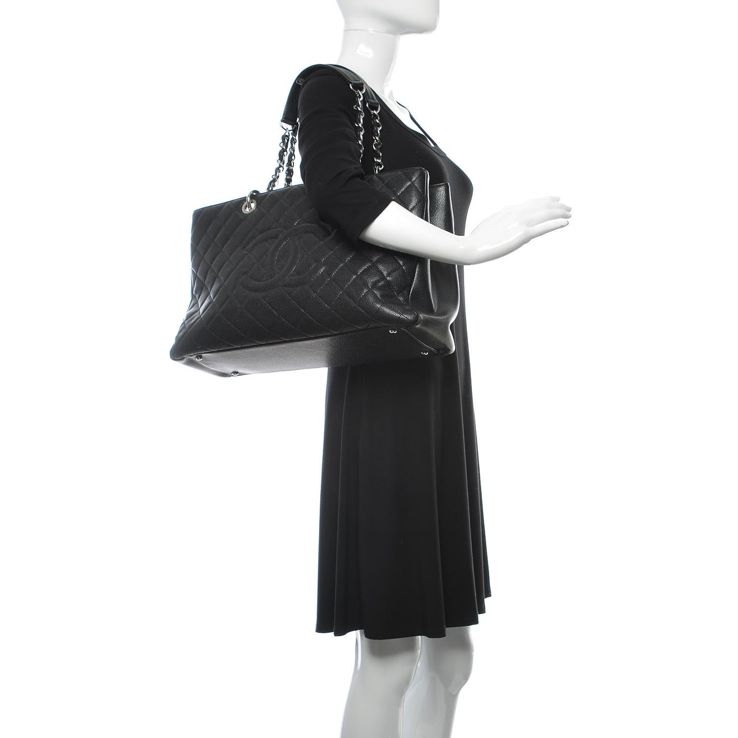 Caviar Quilted XL Grand Shopping Tote GST Black