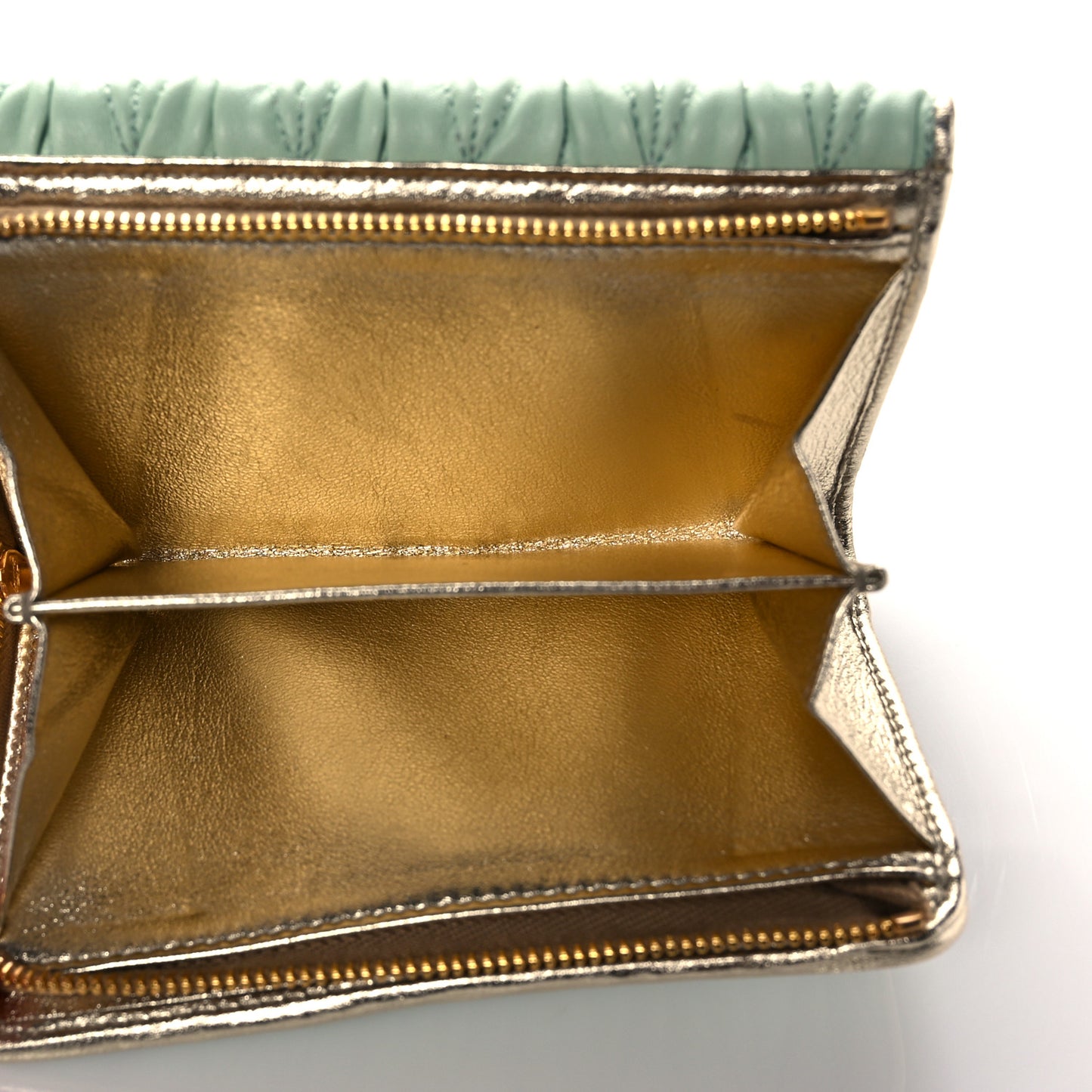 Nappa Matelasse Flap Tri-Fold Wallet Rugiada Pirite