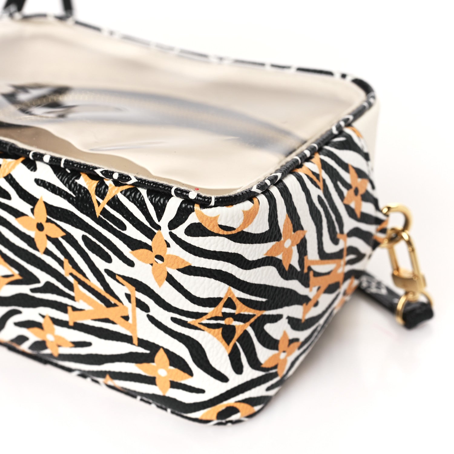 Louis Vuitton Monogram Giant Jungle Beach Pouch Ivory 8 of 10