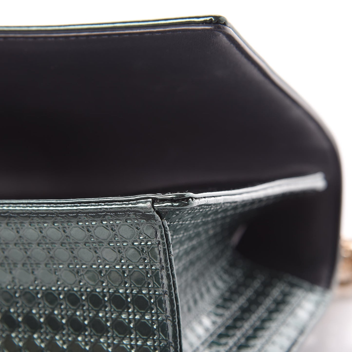 Metallic Patent Micro-Cannage Medium Diorama Flap Bag Malachite Green
