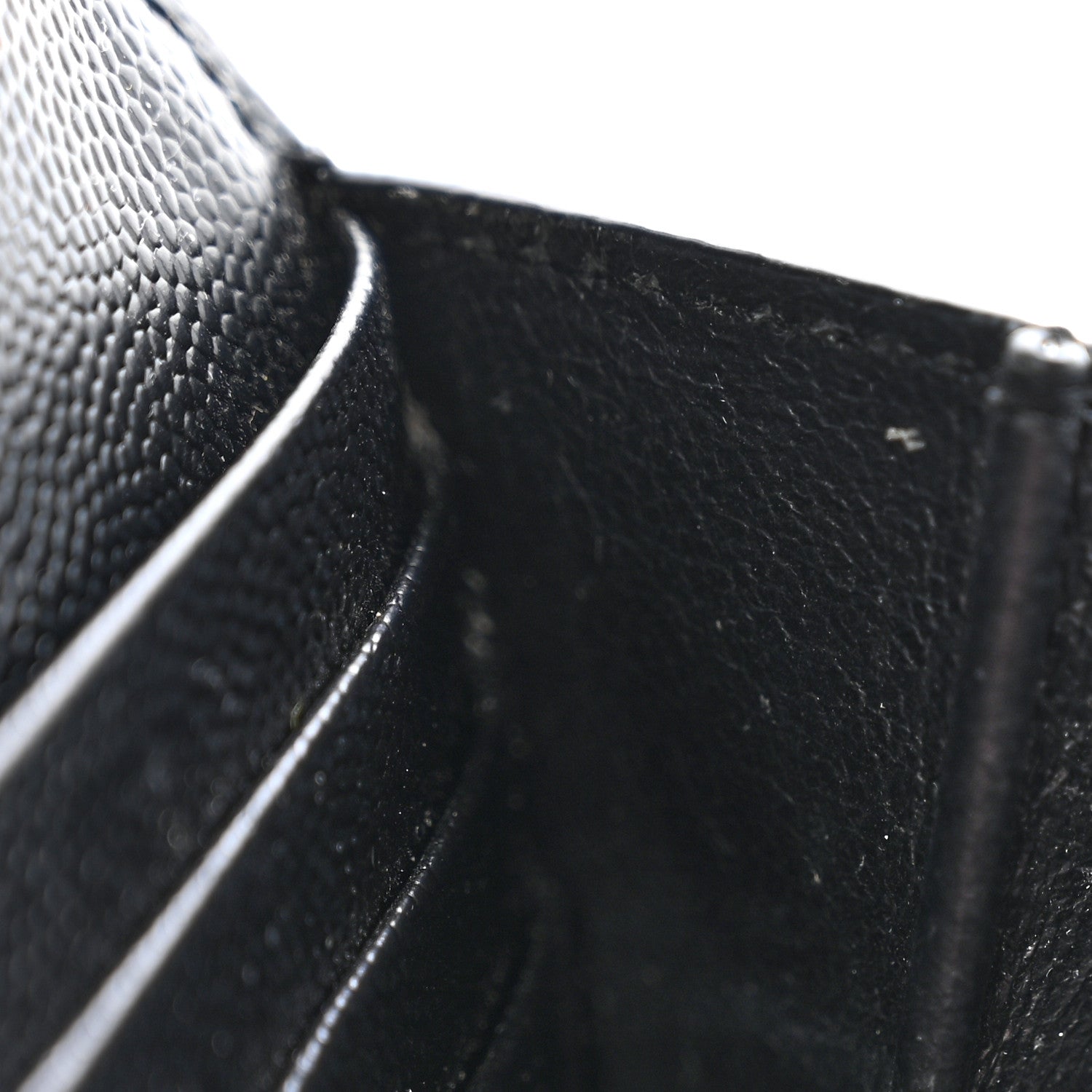 Saint Laurent Grain De Poudre Matelasse Chevron Monogram Flap Wallet Black 8 of 10