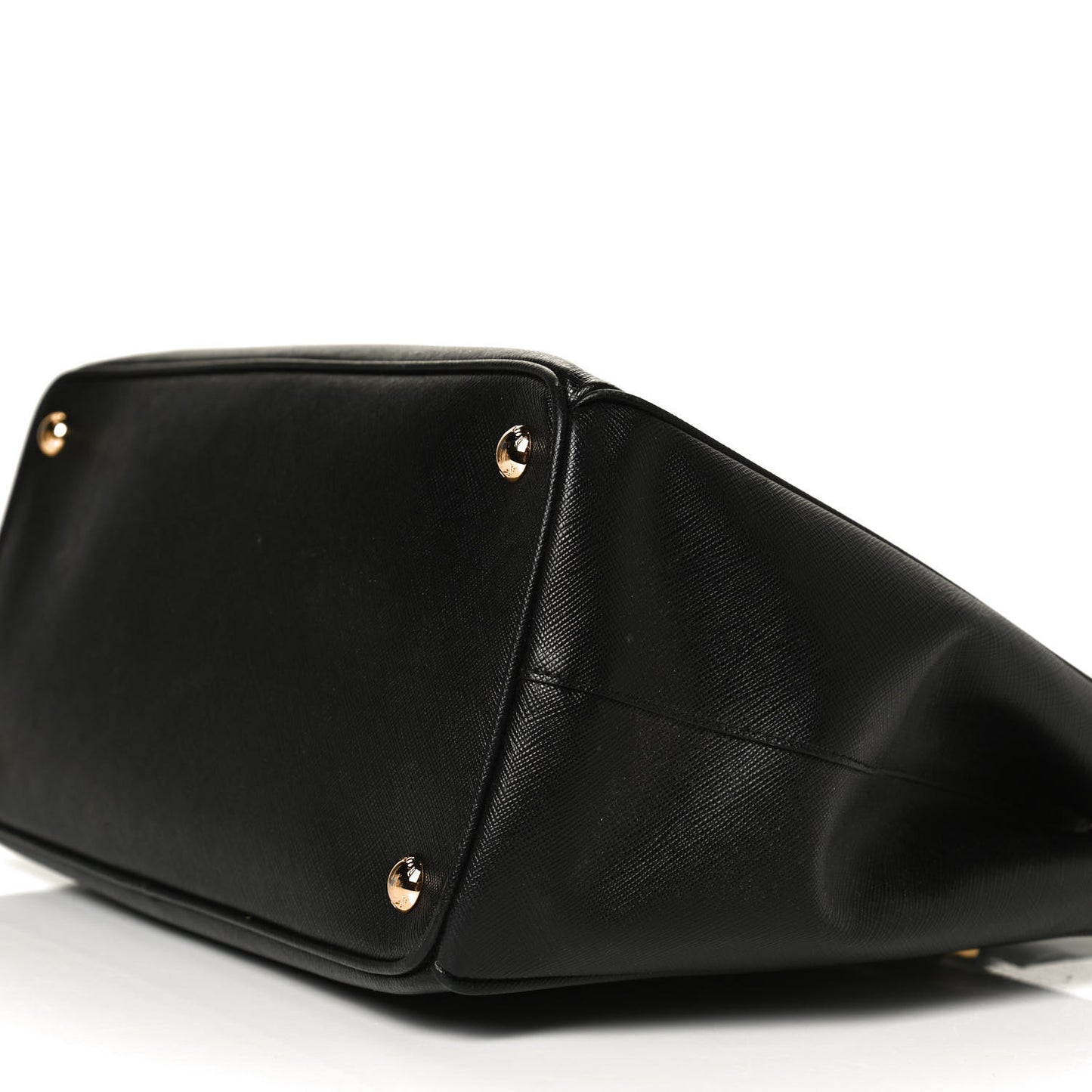 Saffiano Medium Galleria Double Zip Tote Black