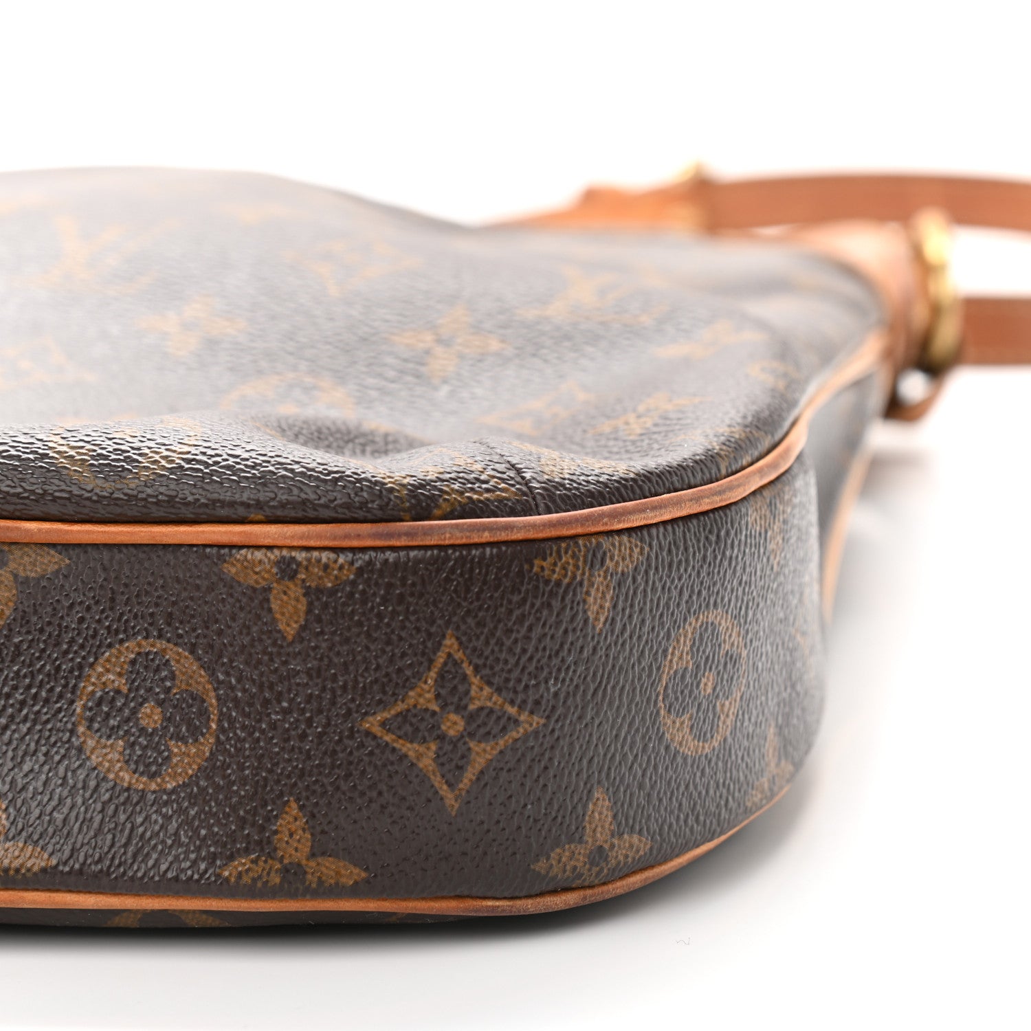 Louis Vuitton Monogram Odeon MM 6 of 15