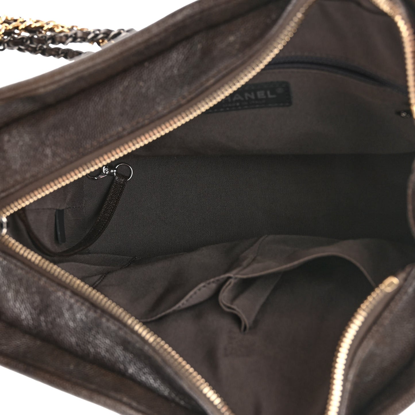 Metallic Caviar Chevron Quilted Medium Gabrielle Hobo Dark Silver Gold