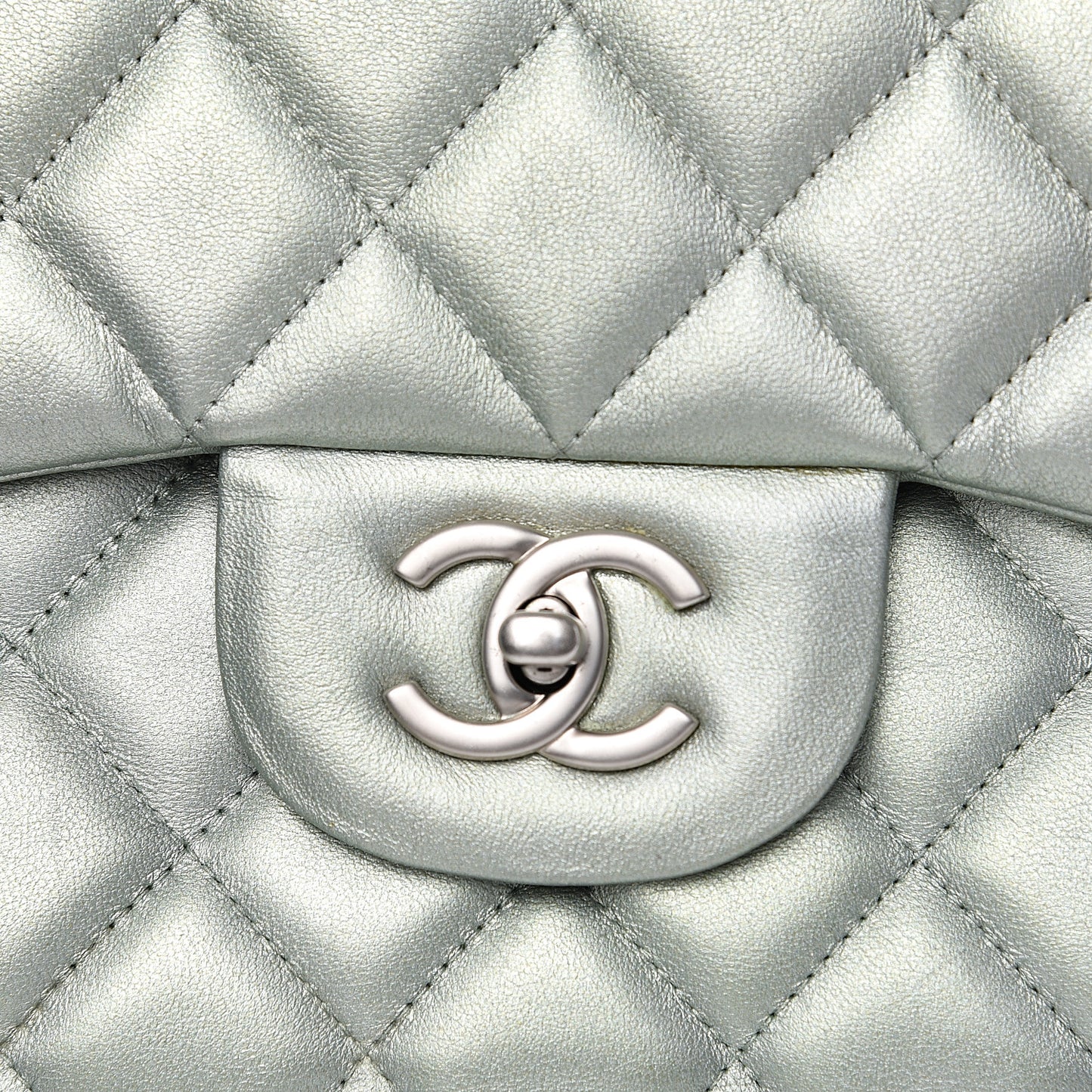Metallic Lambskin Quilted Jumbo Double Flap Green