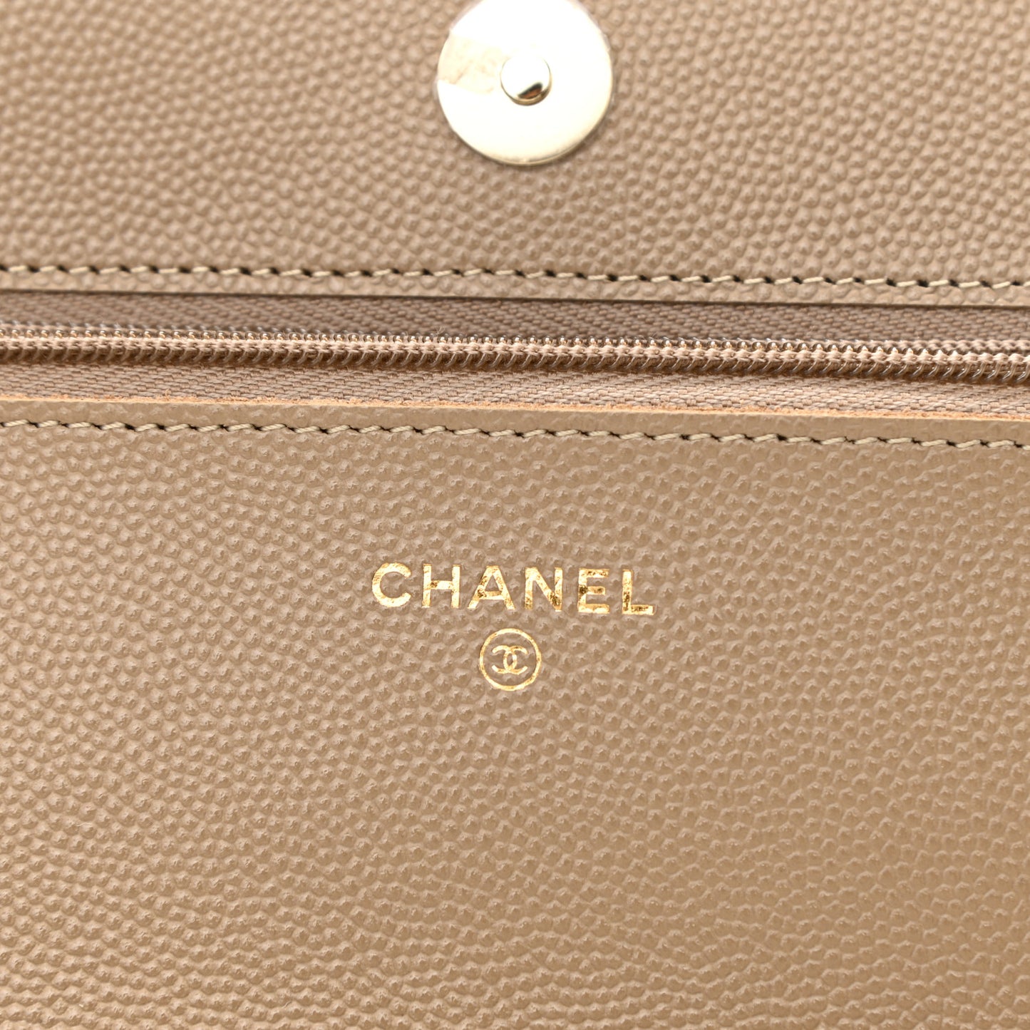 Caviar Quilted Wallet On Chain WOC Beige