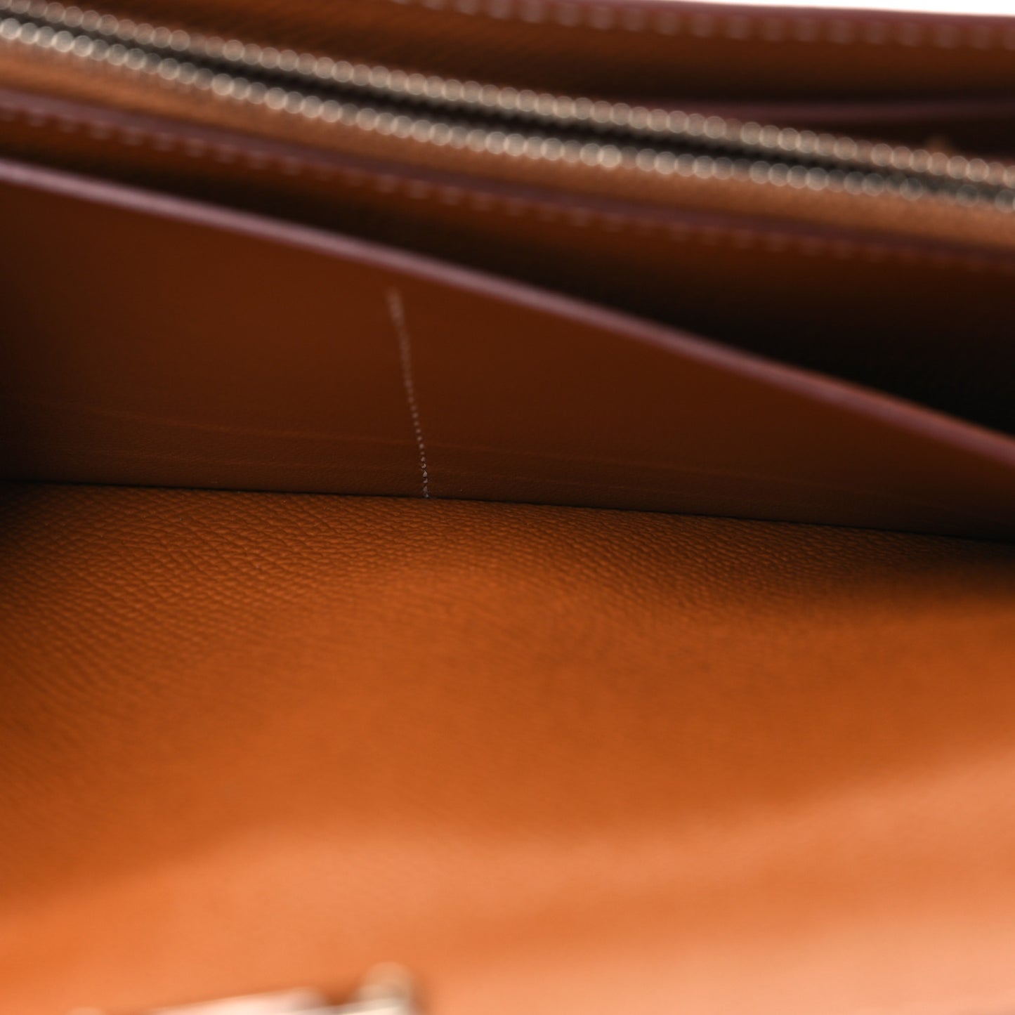 Epsom Kelly Longue Wallet Gold