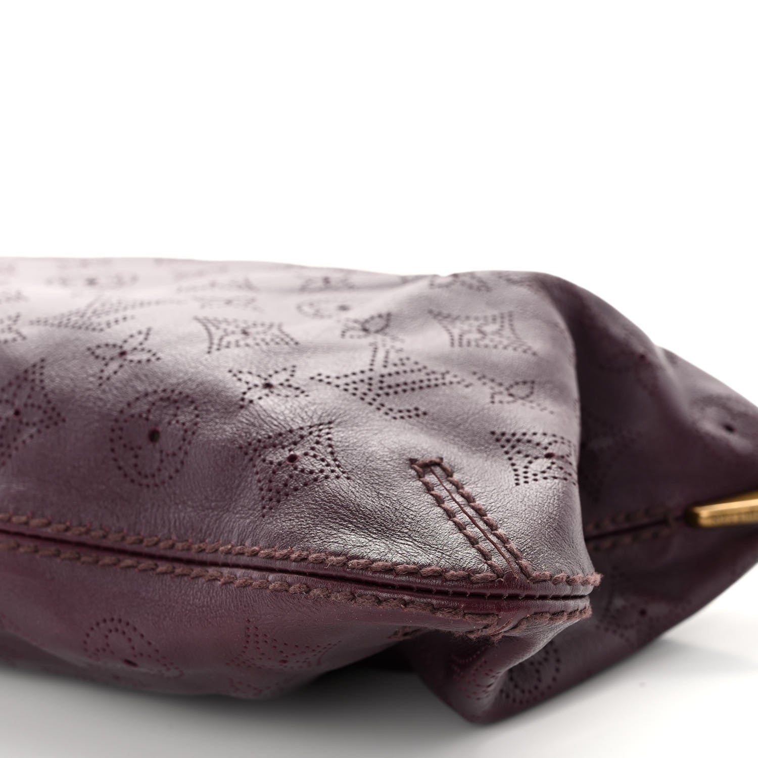 Louis Vuitton Mahina Onatah Pochette Aubergine 9 of 9