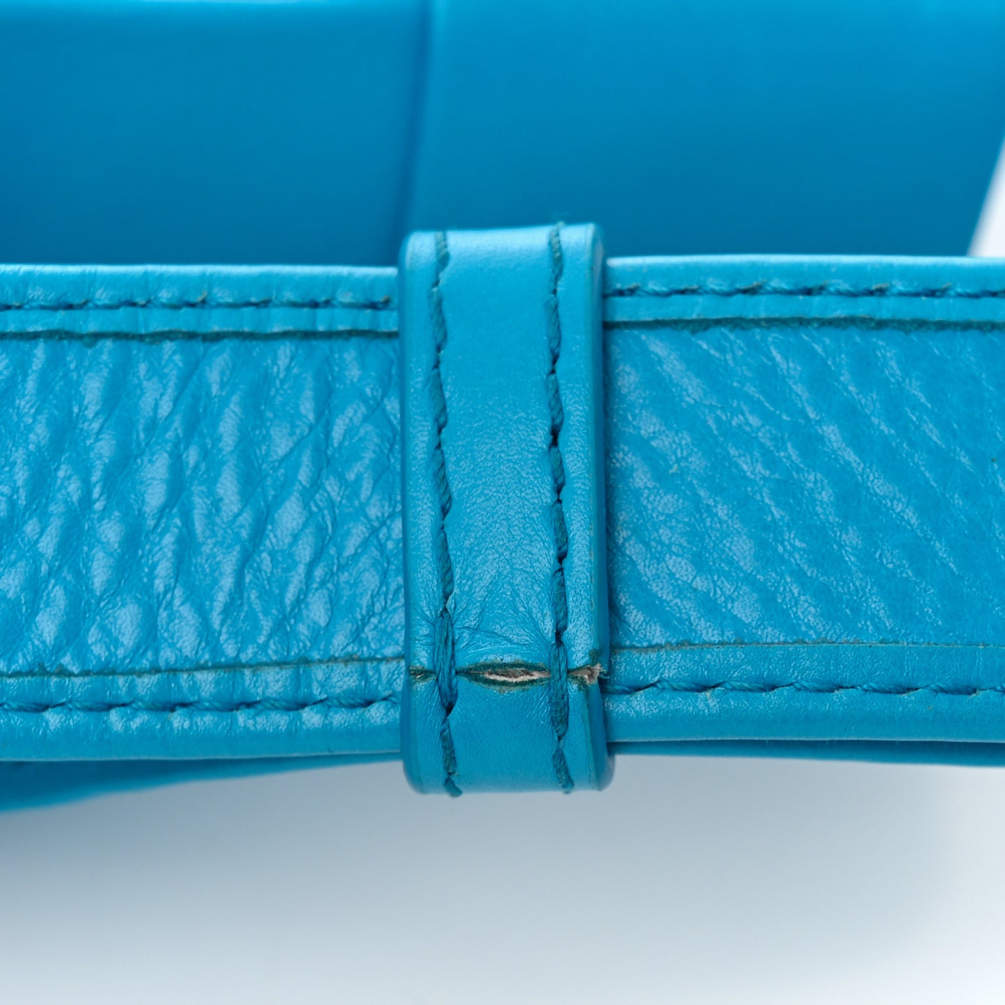 Paper Calfskin Maxi Intreccio Cassette Crossbody Bag Pool