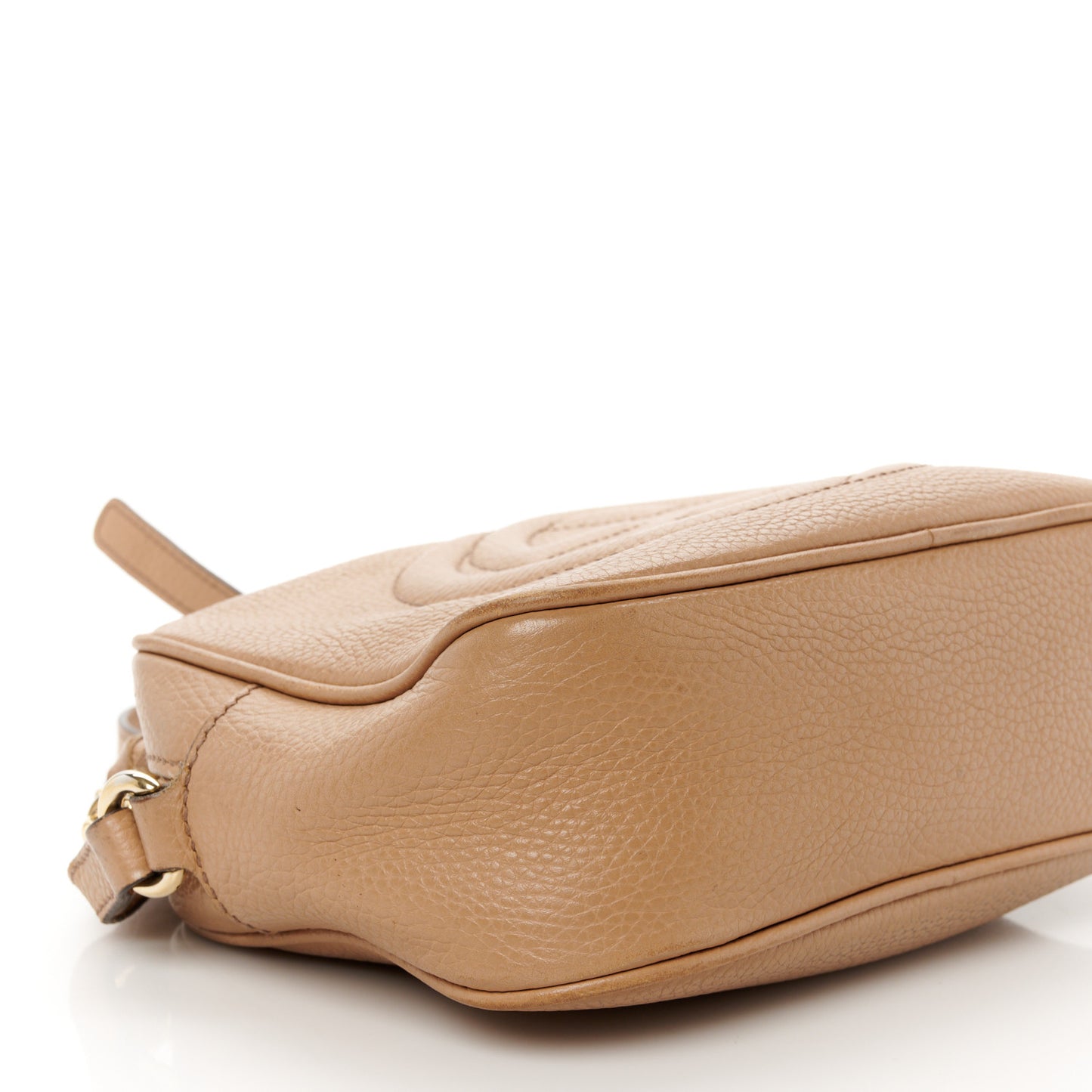 Pebbled Calfskin Small Soho Disco Bag Camelia