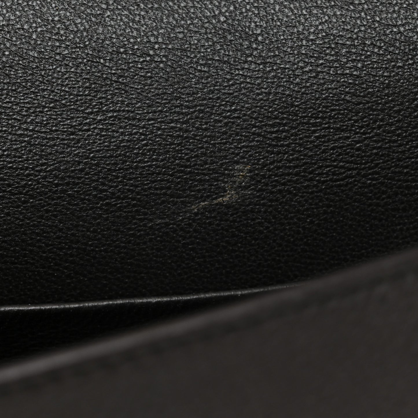 Grained Calfskin Small Trotteur Black