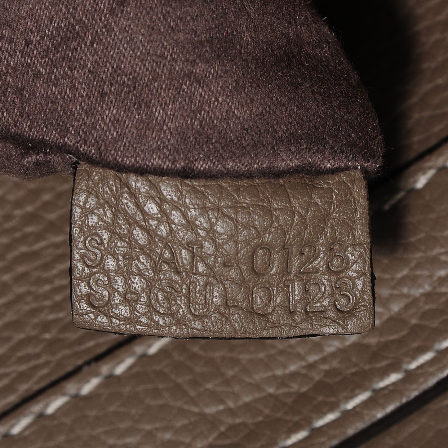 Drummed Calfskin Micro Luggage Souris