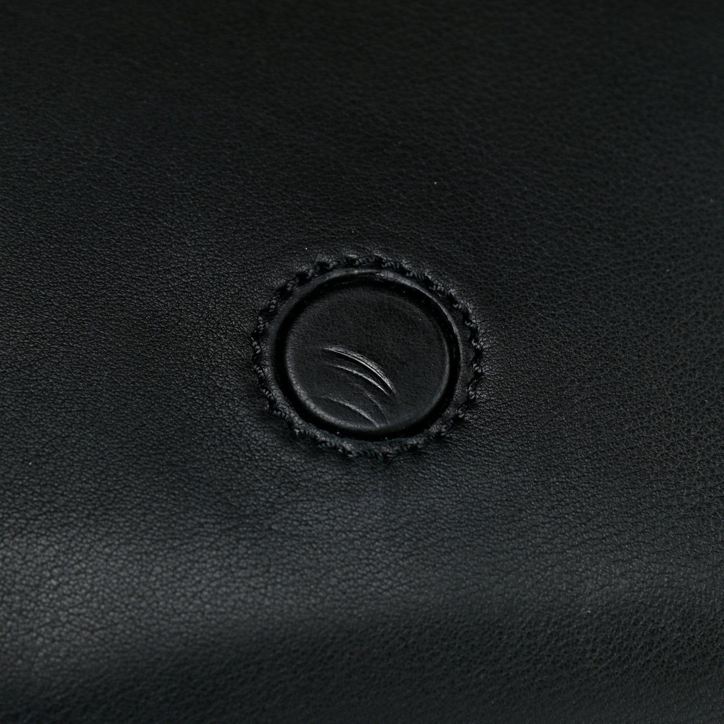 Vitello Dolce Marmol Anna Shoulder Bag Black