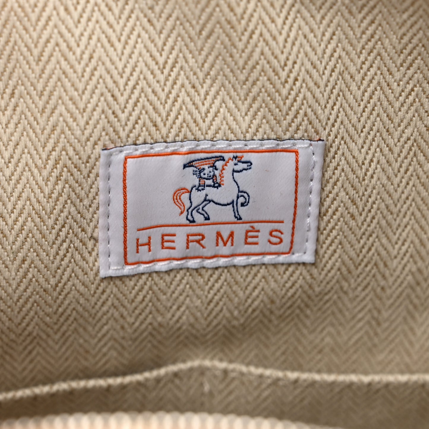 Canvas Large Bride-A-Brac Cabriole Case Biscuit