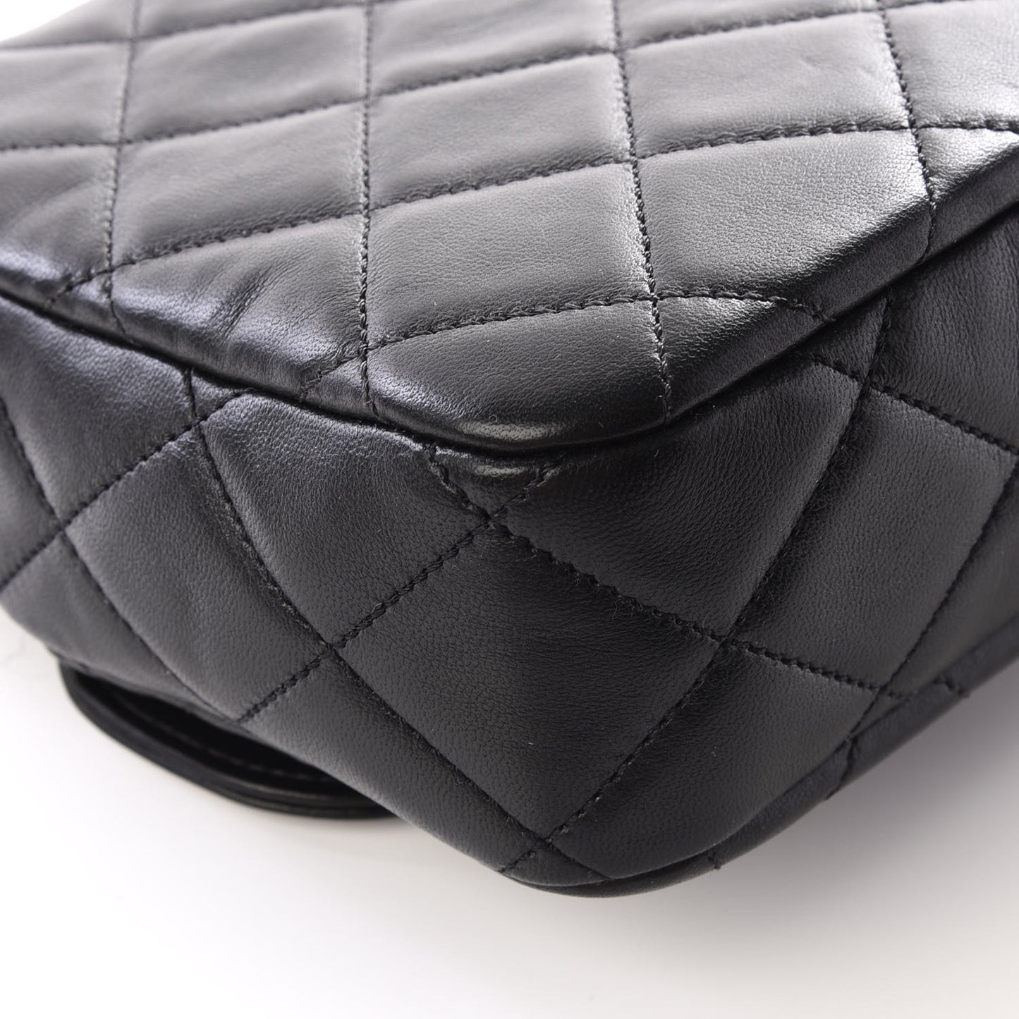 Lambskin Quilted Chain & Tassel Small Camera Case Black