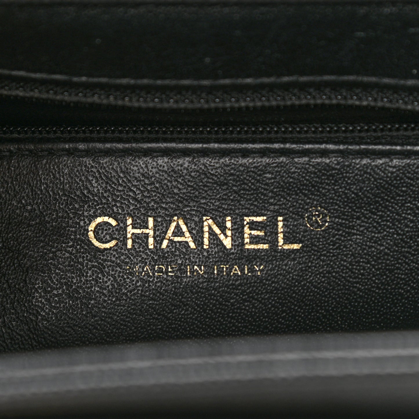Caviar Quilted Medium Business Affinity Flap Black