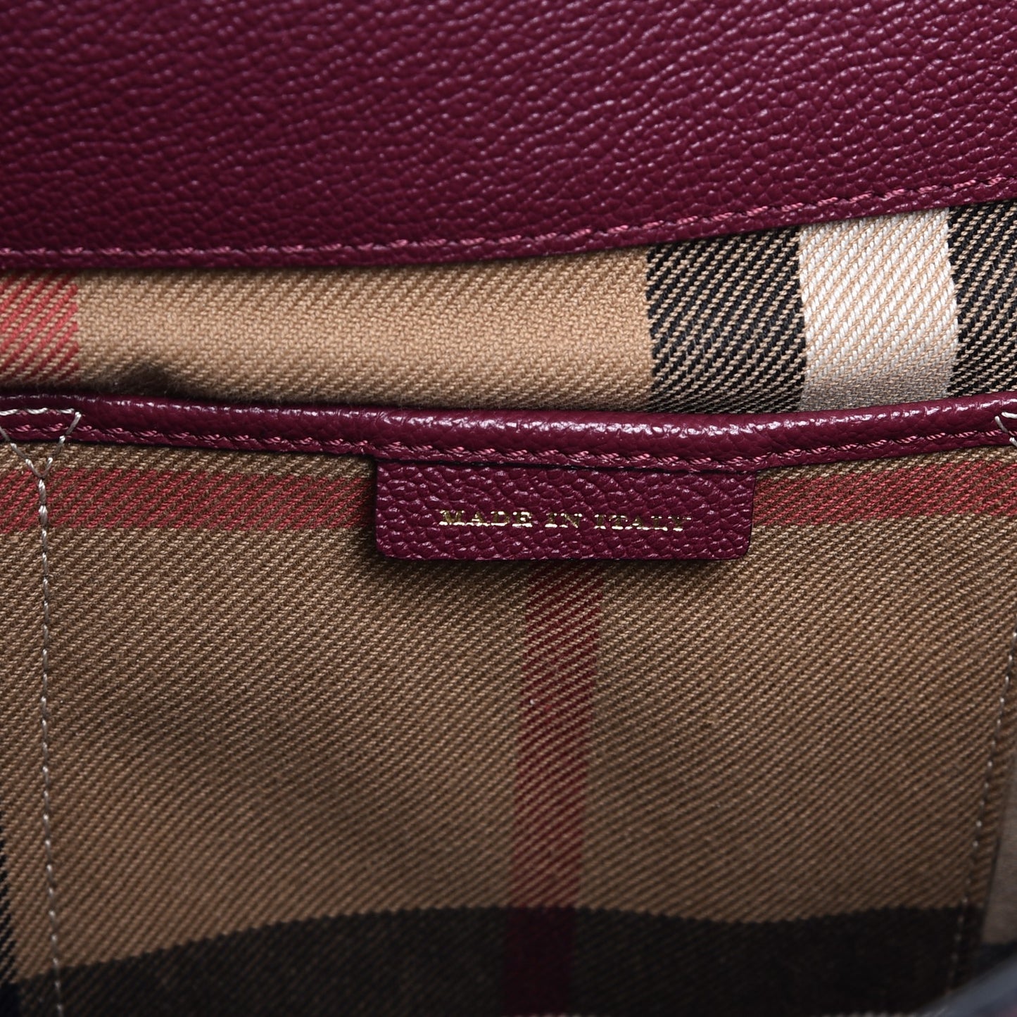 Soft Grain Medium Buckle Tote Dark Plum