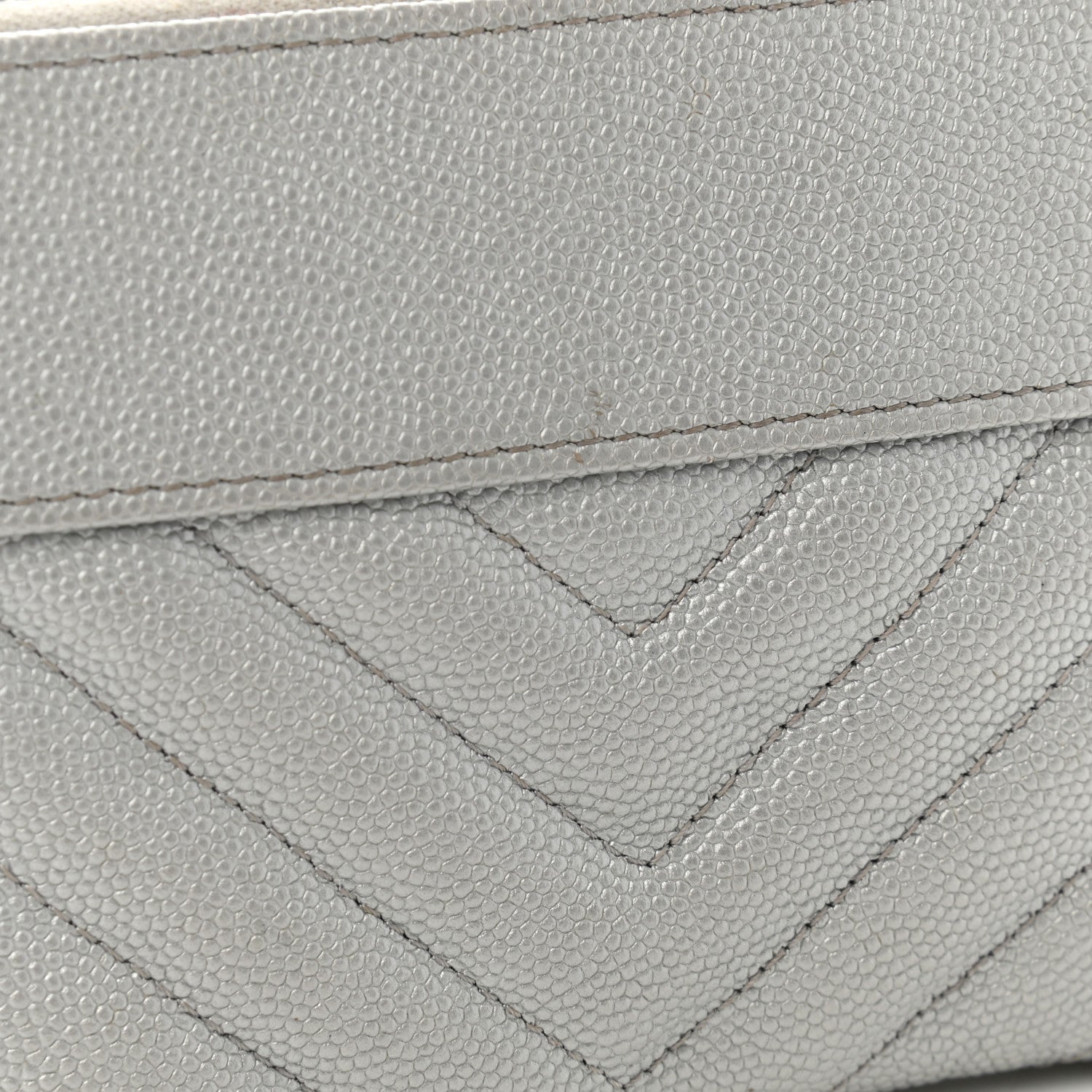 Chanel Metallic Caviar Chevron Quilted Small Vintage Mademoiselle Cosmetic Case Silver 8 of 8