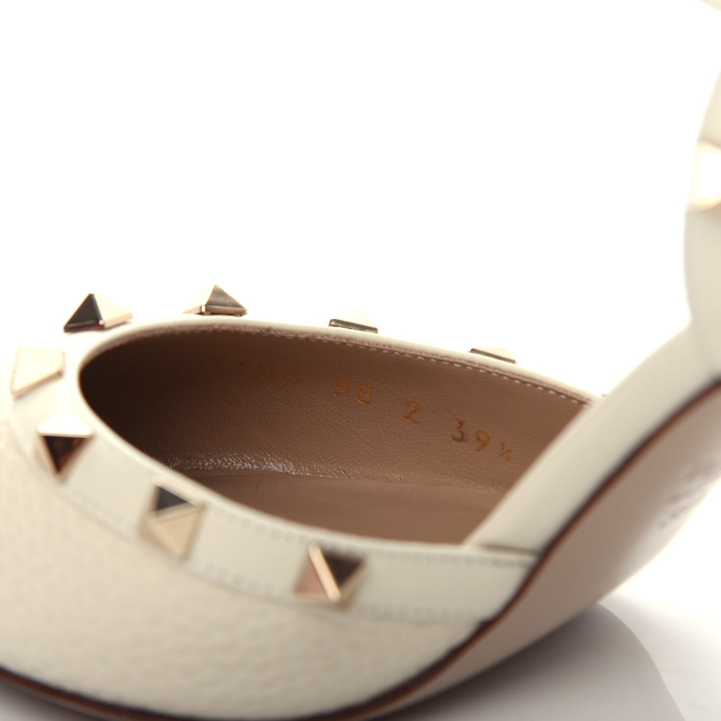 Pebbled Calfskin Rockstud Ankle Strap Pumps 39.5 Ivory