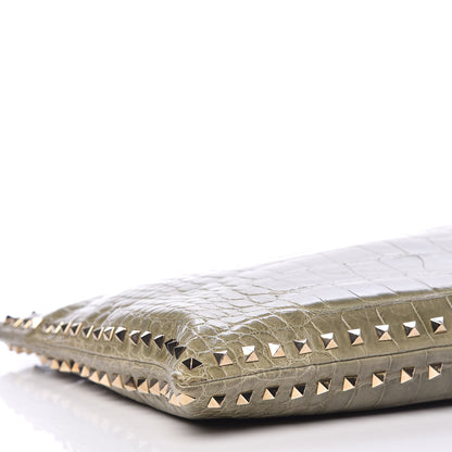 Valentino Garavani Alligator Oversized Rockstud Zip Wristlet Pouch Green 9 of 13