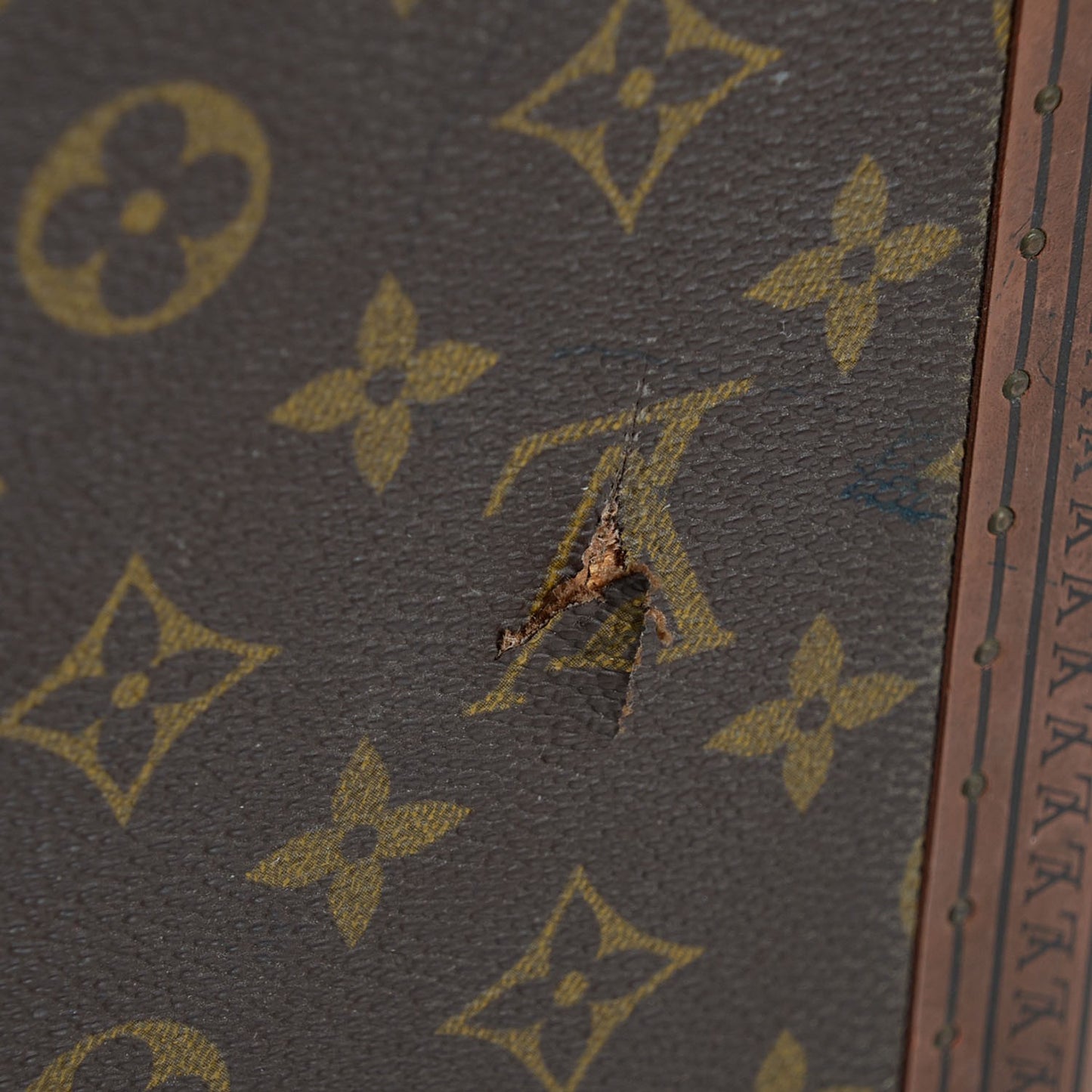 Monogram Tabor 35 Train Case