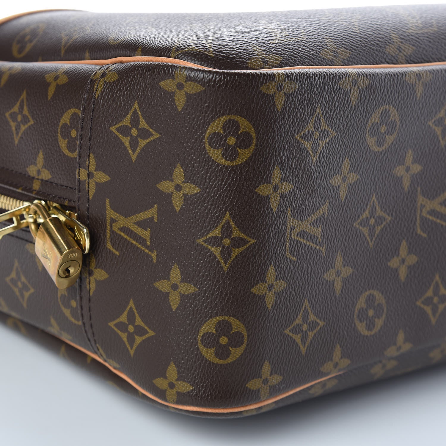 Louis Vuitton Monogram Deauville 7 of 9