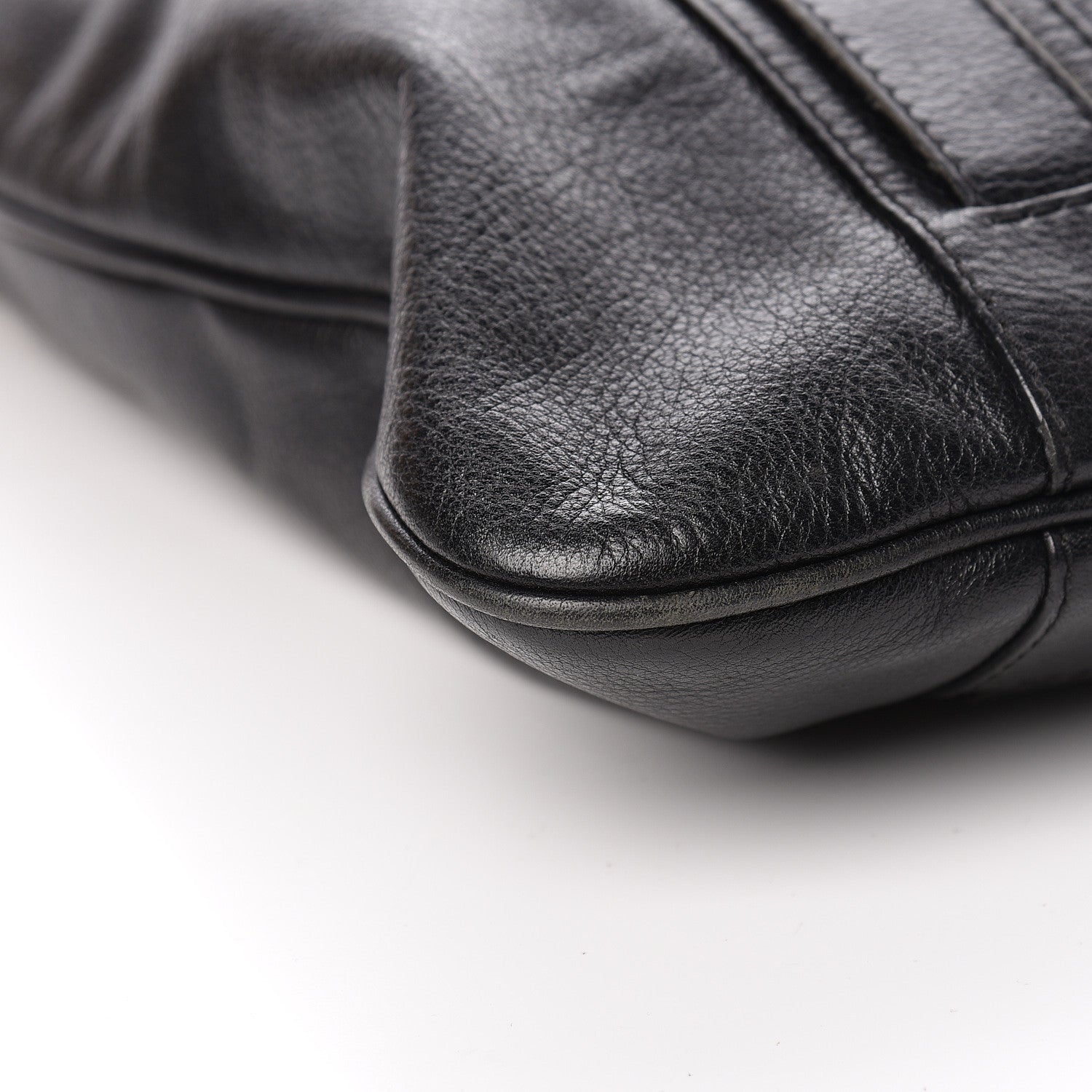 Burberry Grainy Calfskin Tote Black 15 of 17