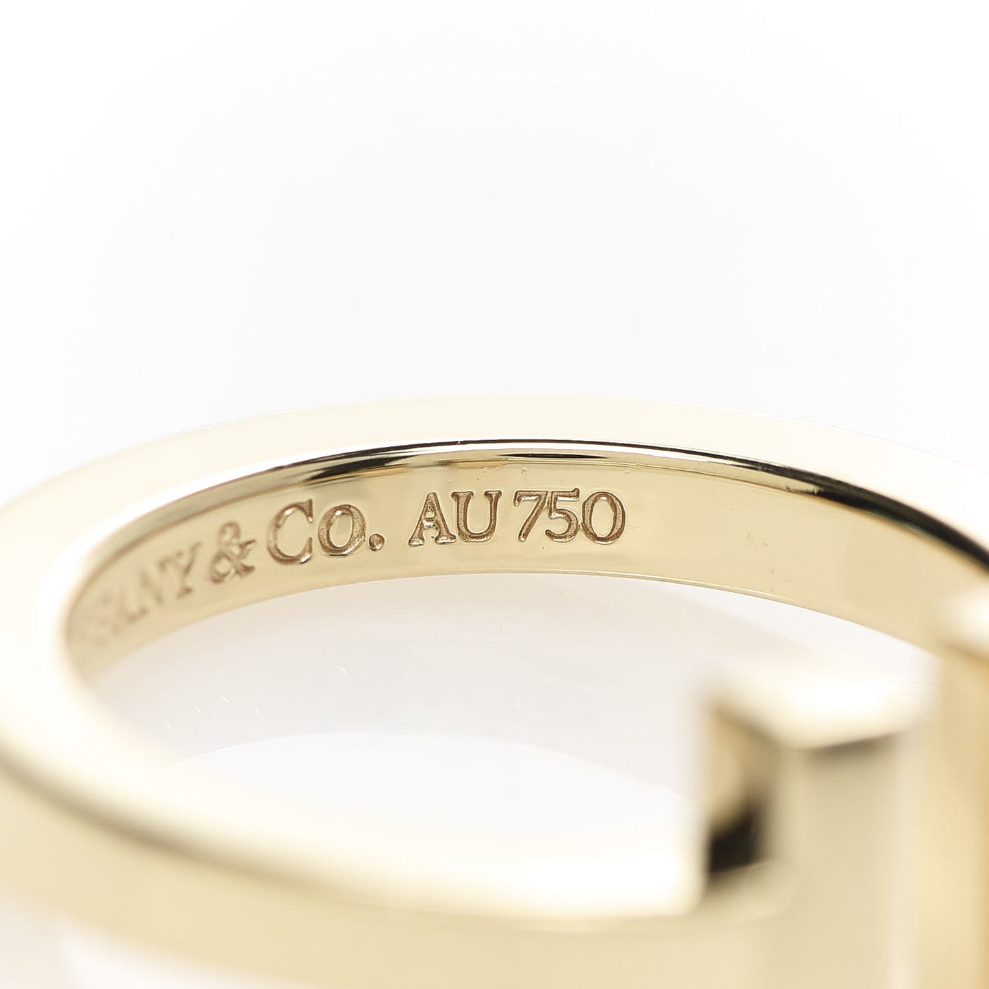 18K Yellow Gold T Square Ring 49 5