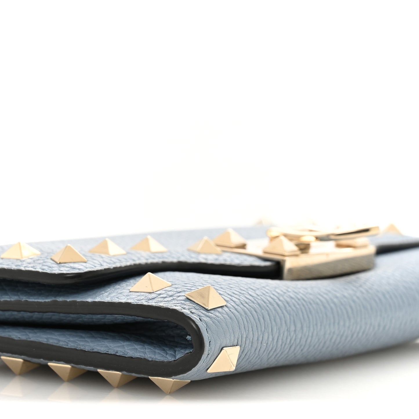 Pebbled Calfskin Rockstud Flip Lock Wallet On Chain Niagara