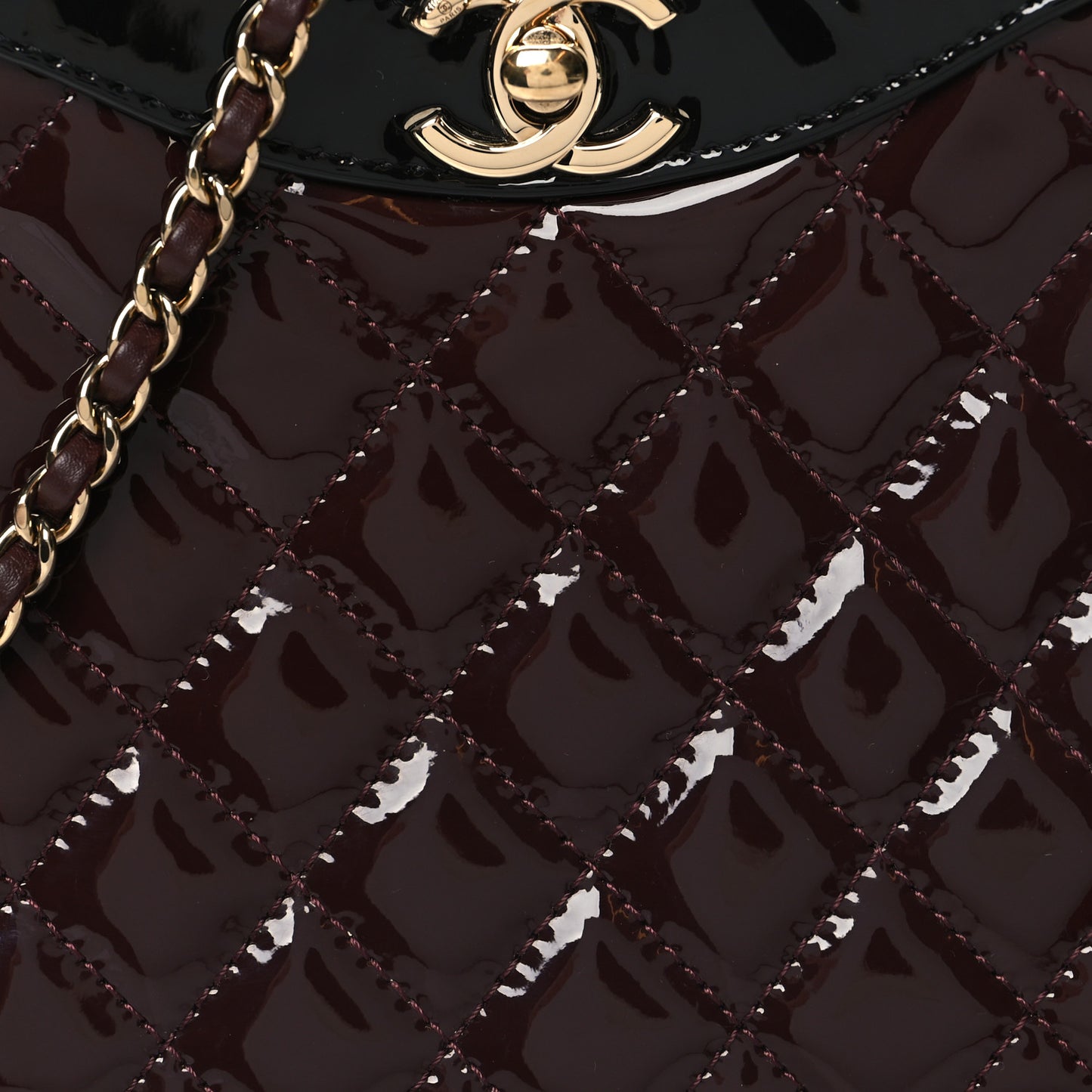 Patent Calfskin Quilted Mini 31 Shopping Bag Burgundy Black