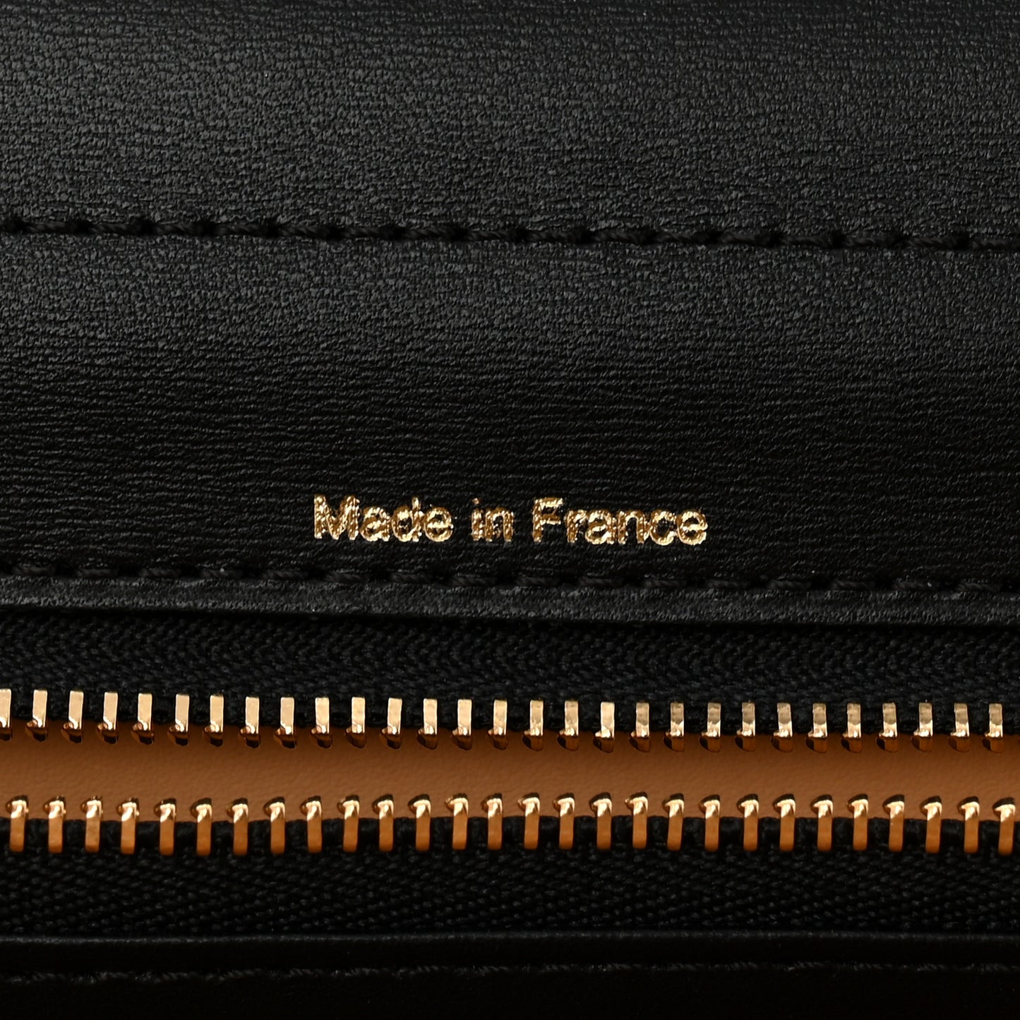 Box Calfskin MM Brillant Satchel Black