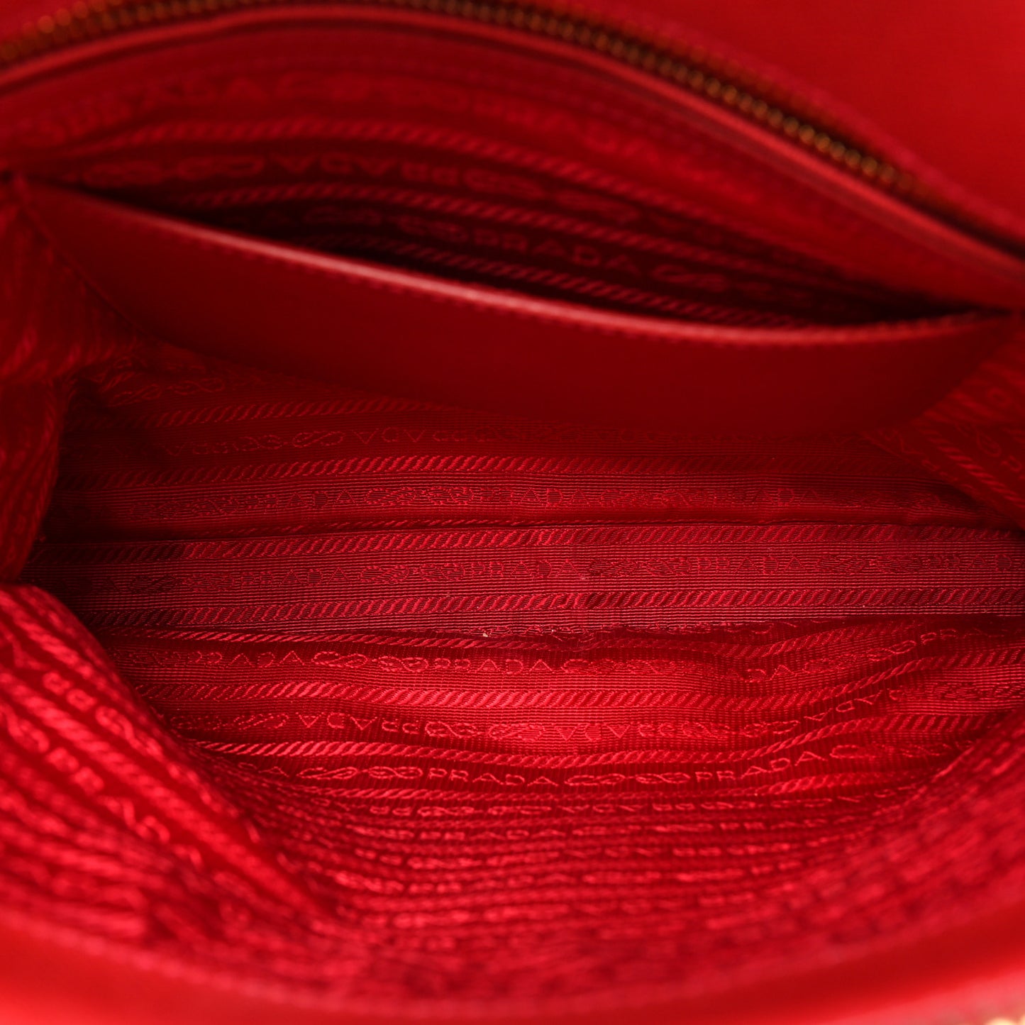 Saffiano Lux Parabole Tote Fuoco