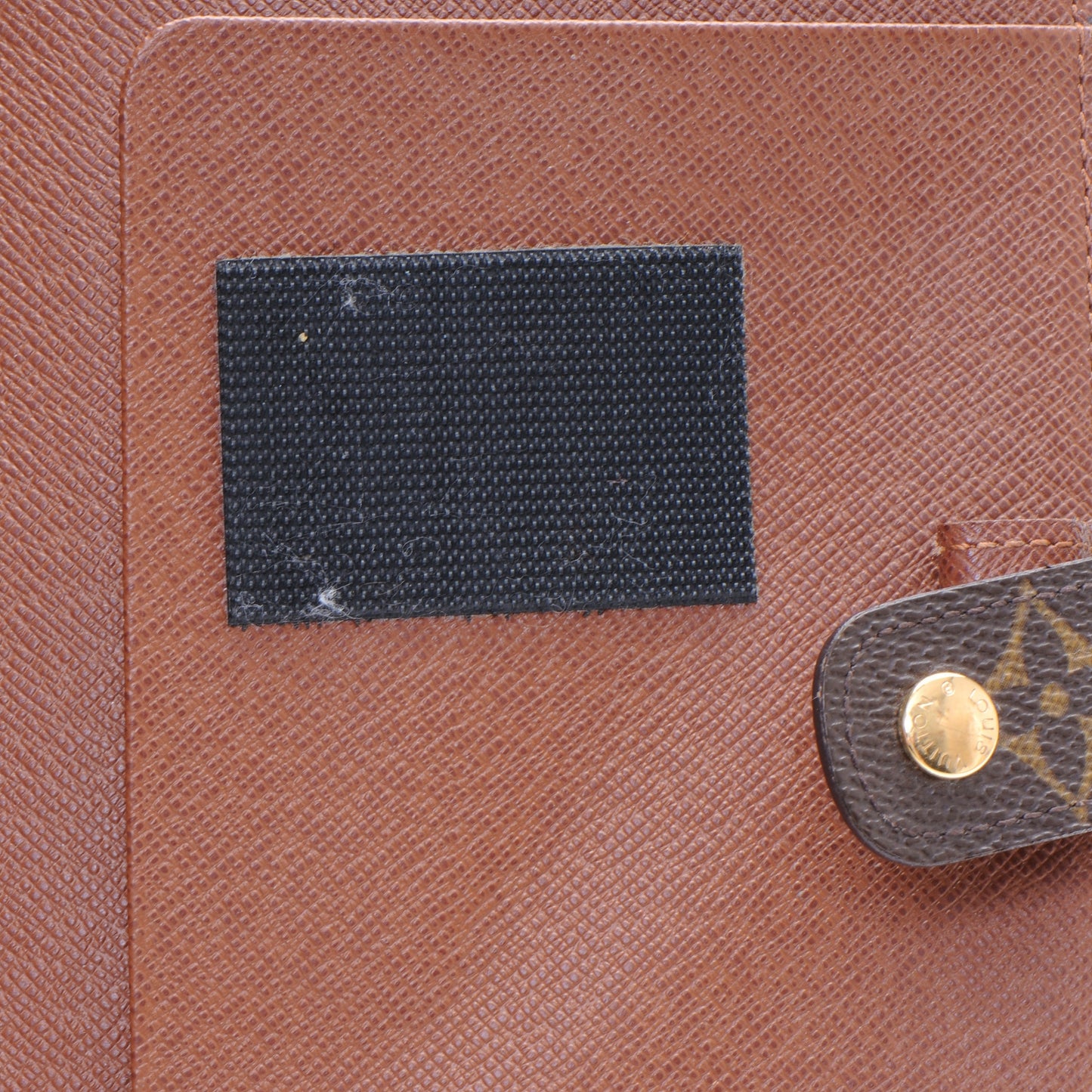 Monogram Agenda Medium Ring