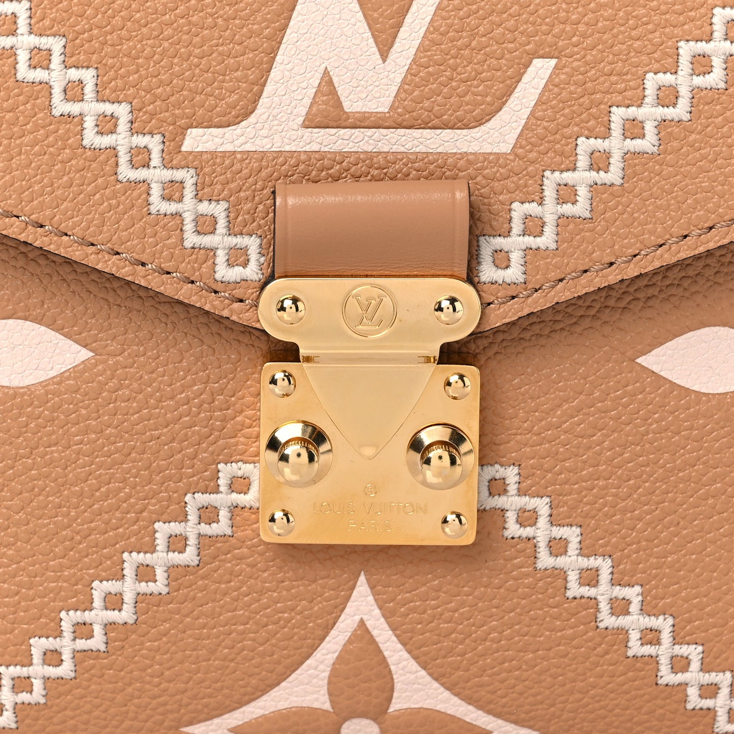 Empreinte Monogram Giant Broderies Pochette Metis Arizona