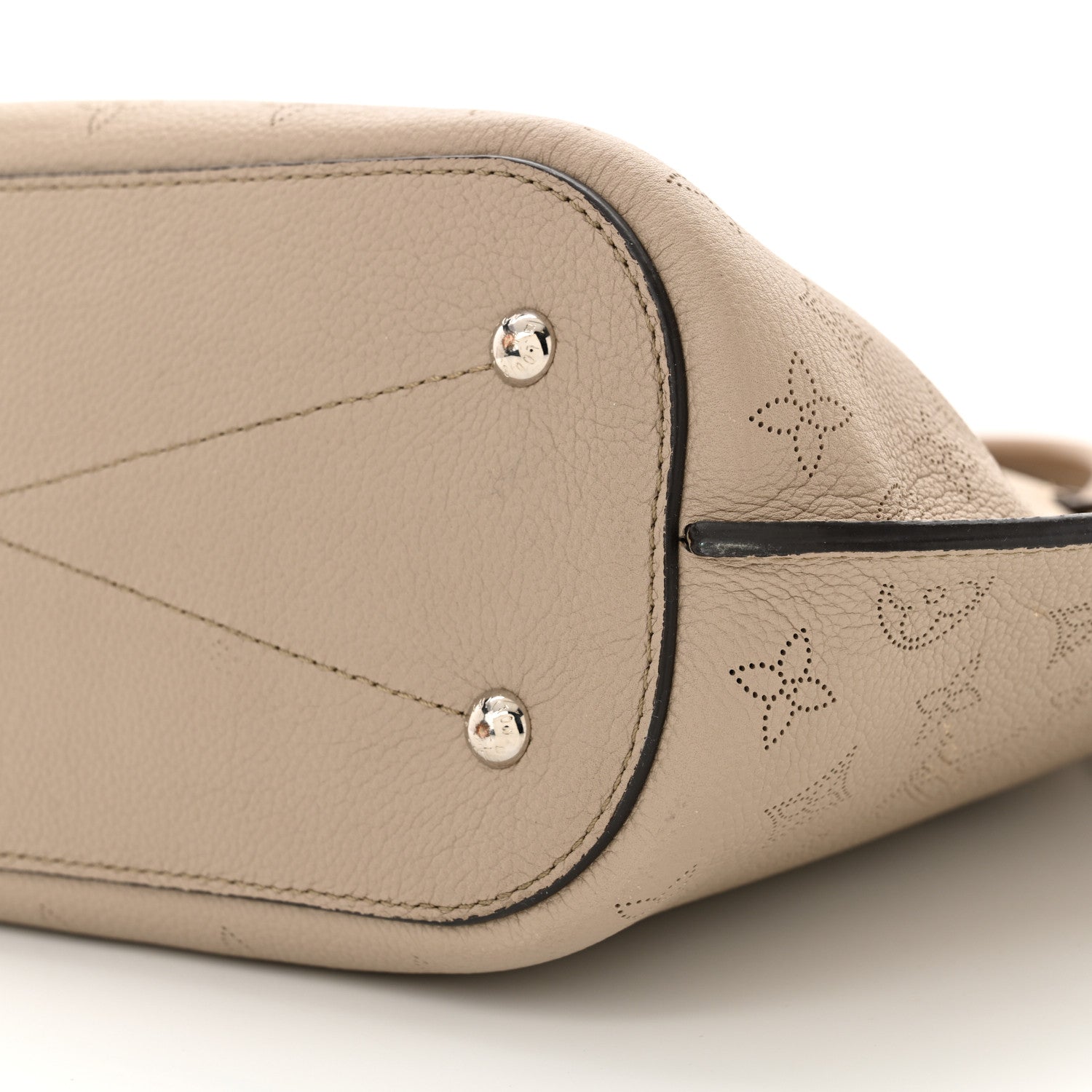 Louis Vuitton Mahina Girolata Galet 10 of 12