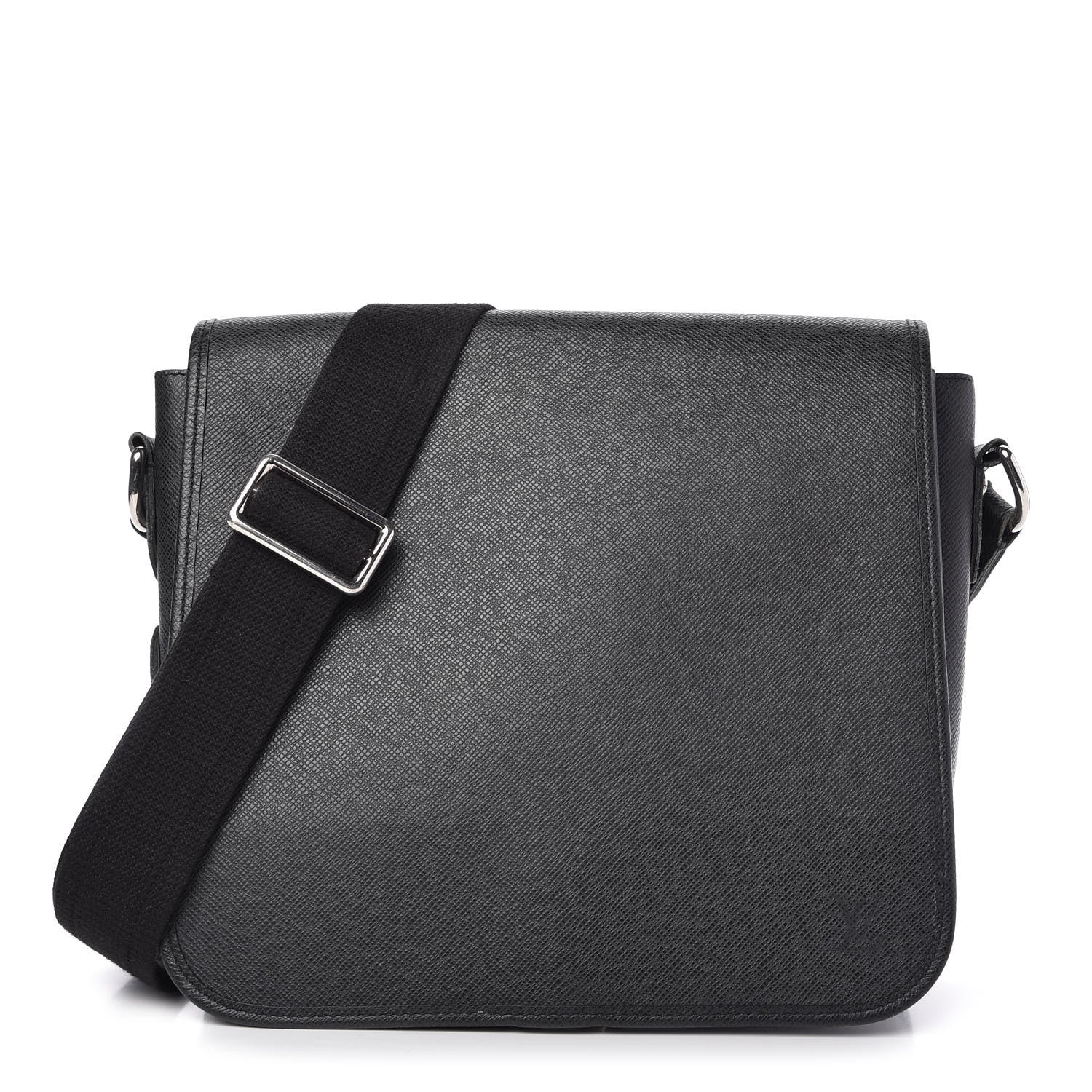 Louis Vuitton Taiga Andrei Ardoise 1 of 9