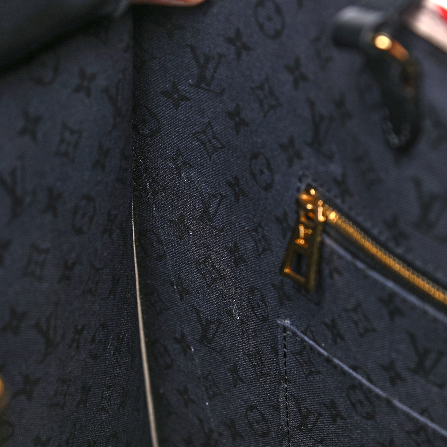 Louis Vuitton Monogram Giant Crafty Onthego GM Creme Rouge Black 14 of 14