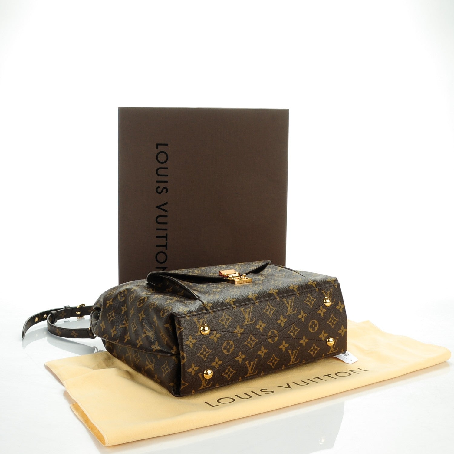 Louis Vuitton Monogram Metis 4 of 7