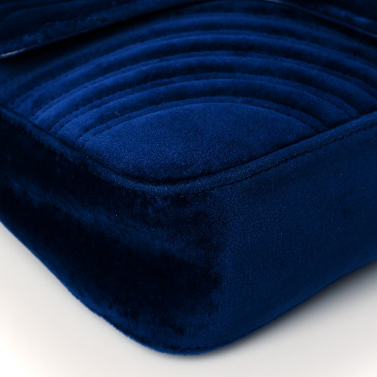 Velvet Matelasse Medium GG Marmont Shoulder Bag Cobalt Blue